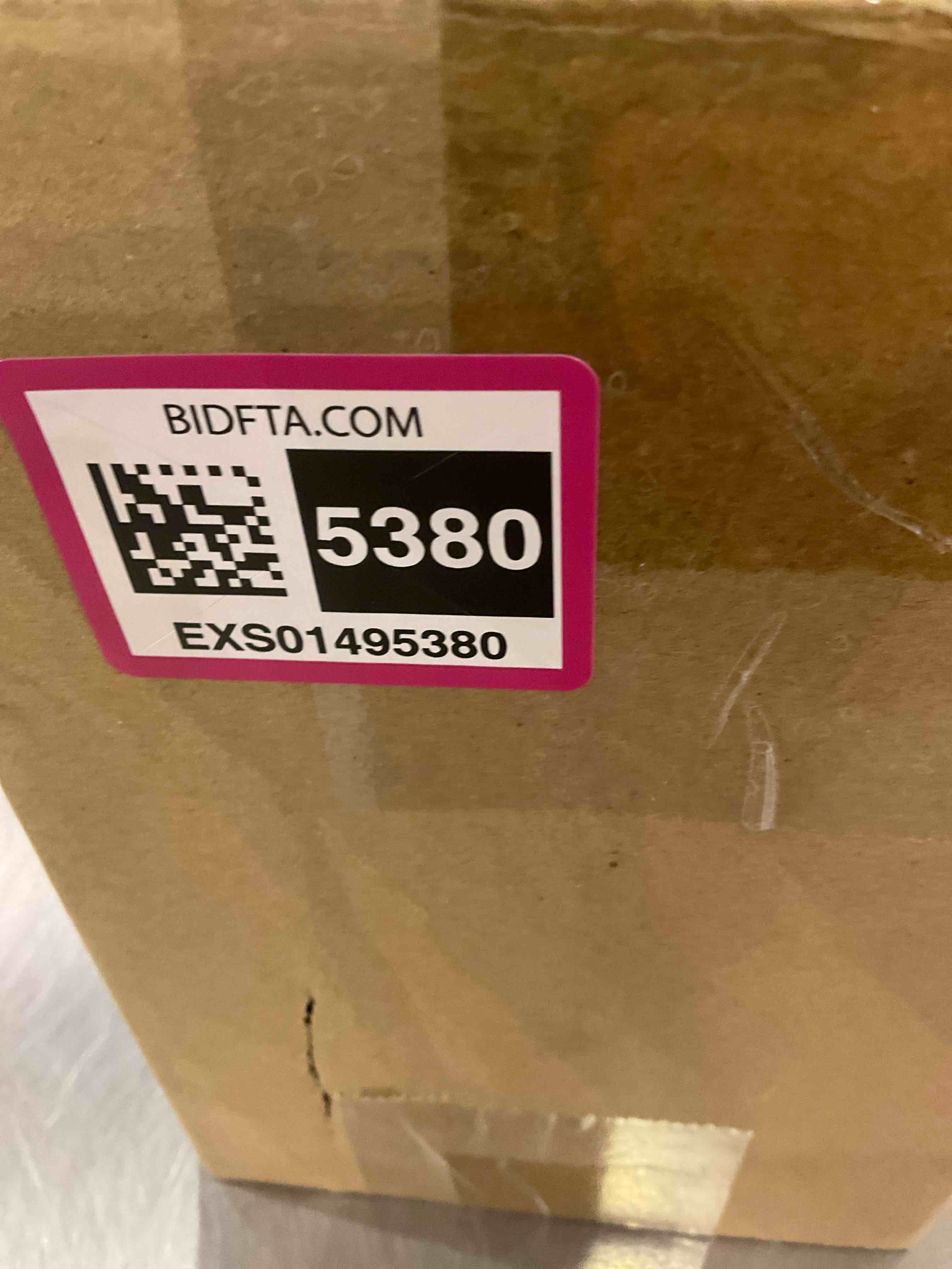 https://s3.amazonaws.com/lotting-images-prod/BargainHunt/EXS01495380_1716462864208.jpeg