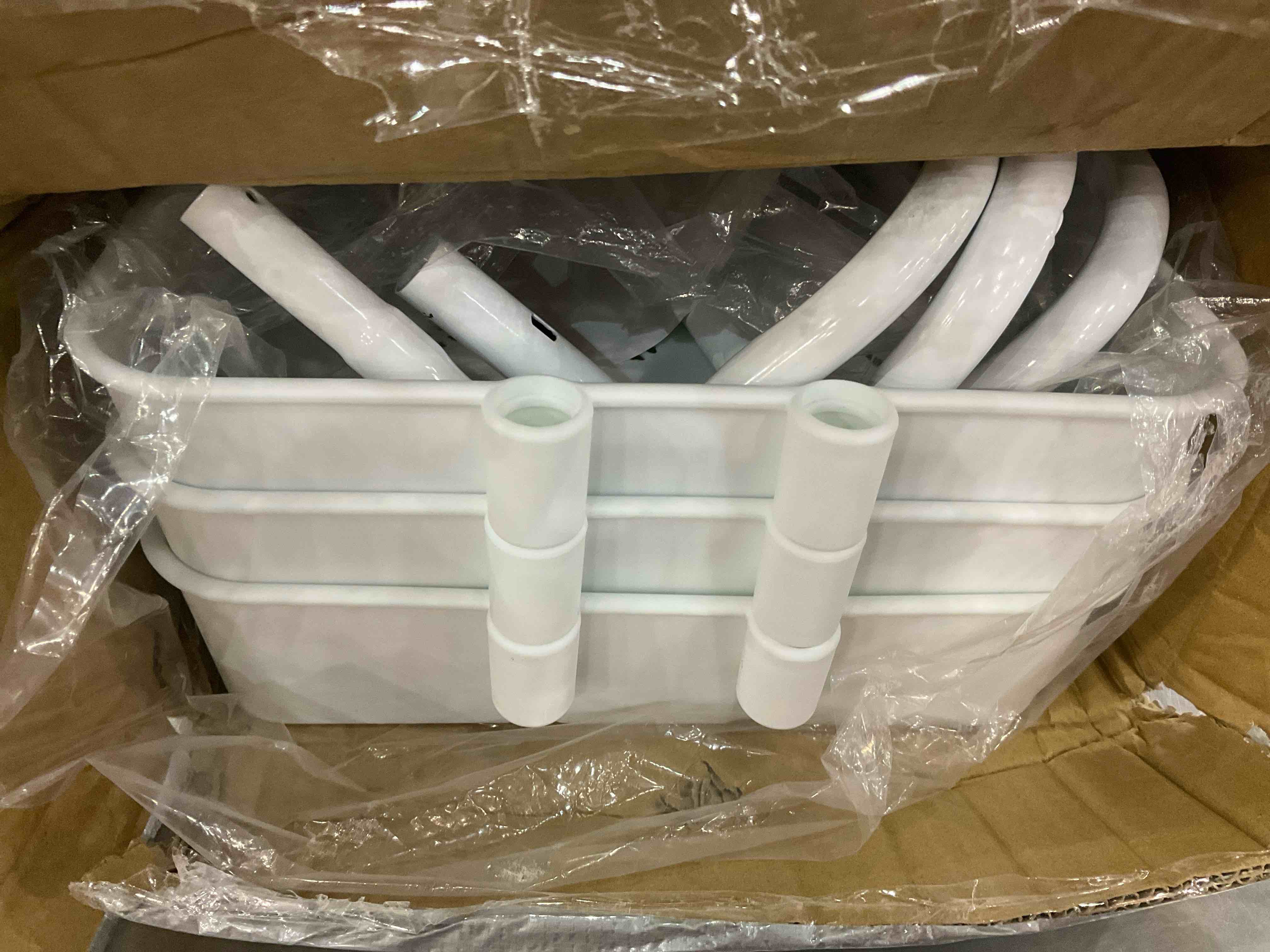 https://s3.amazonaws.com/lotting-images-prod/BargainHunt/EXS01495384_1716463563422.jpeg