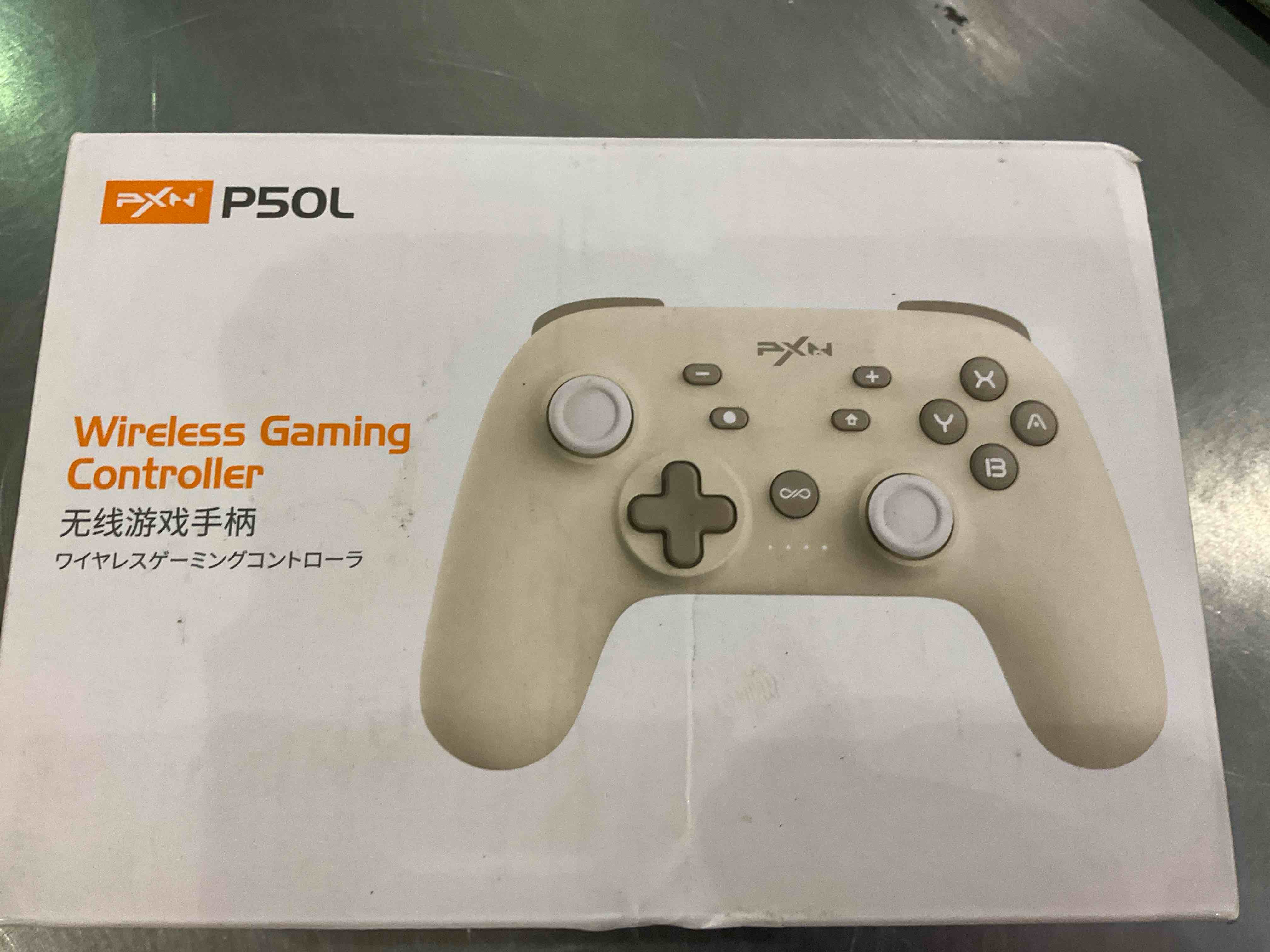 https://s3.amazonaws.com/lotting-images-prod/BargainHunt/EXS01495386_1716463881487.jpeg