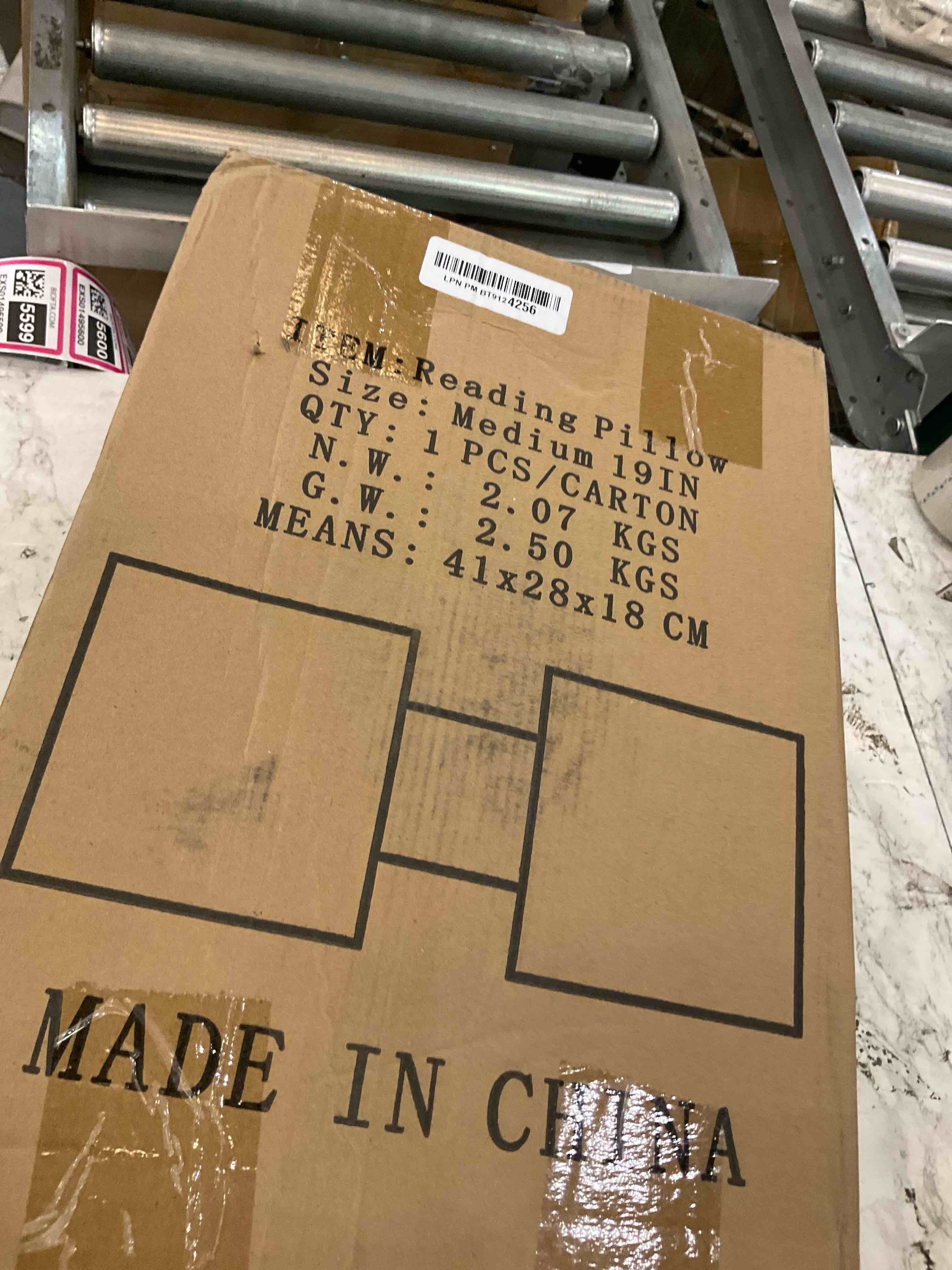 https://s3.amazonaws.com/lotting-images-prod/BargainHunt/EXS01495589_1717008928918.jpeg
