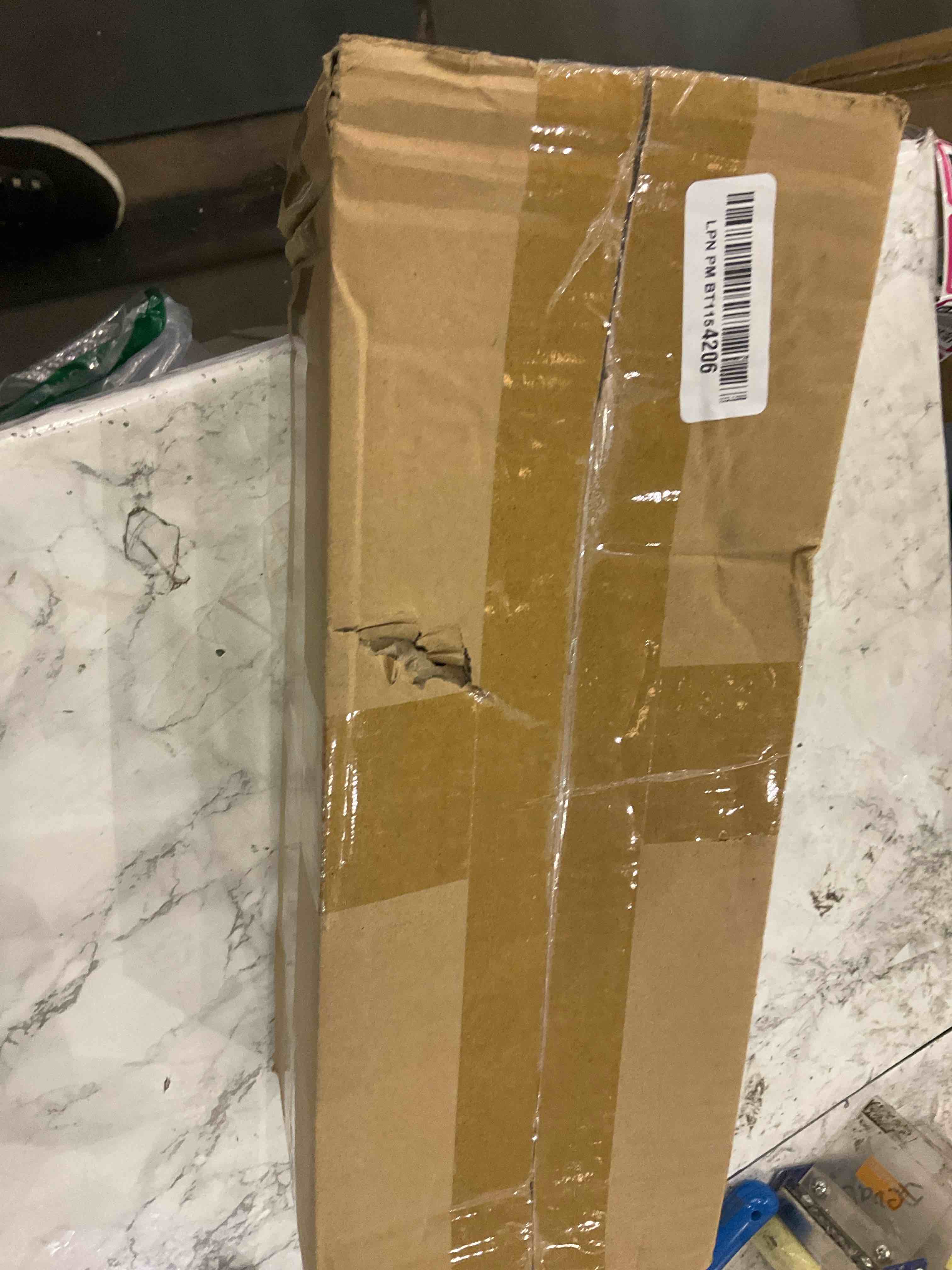 https://s3.amazonaws.com/lotting-images-prod/BargainHunt/EXS01495638_1717071632787.jpeg