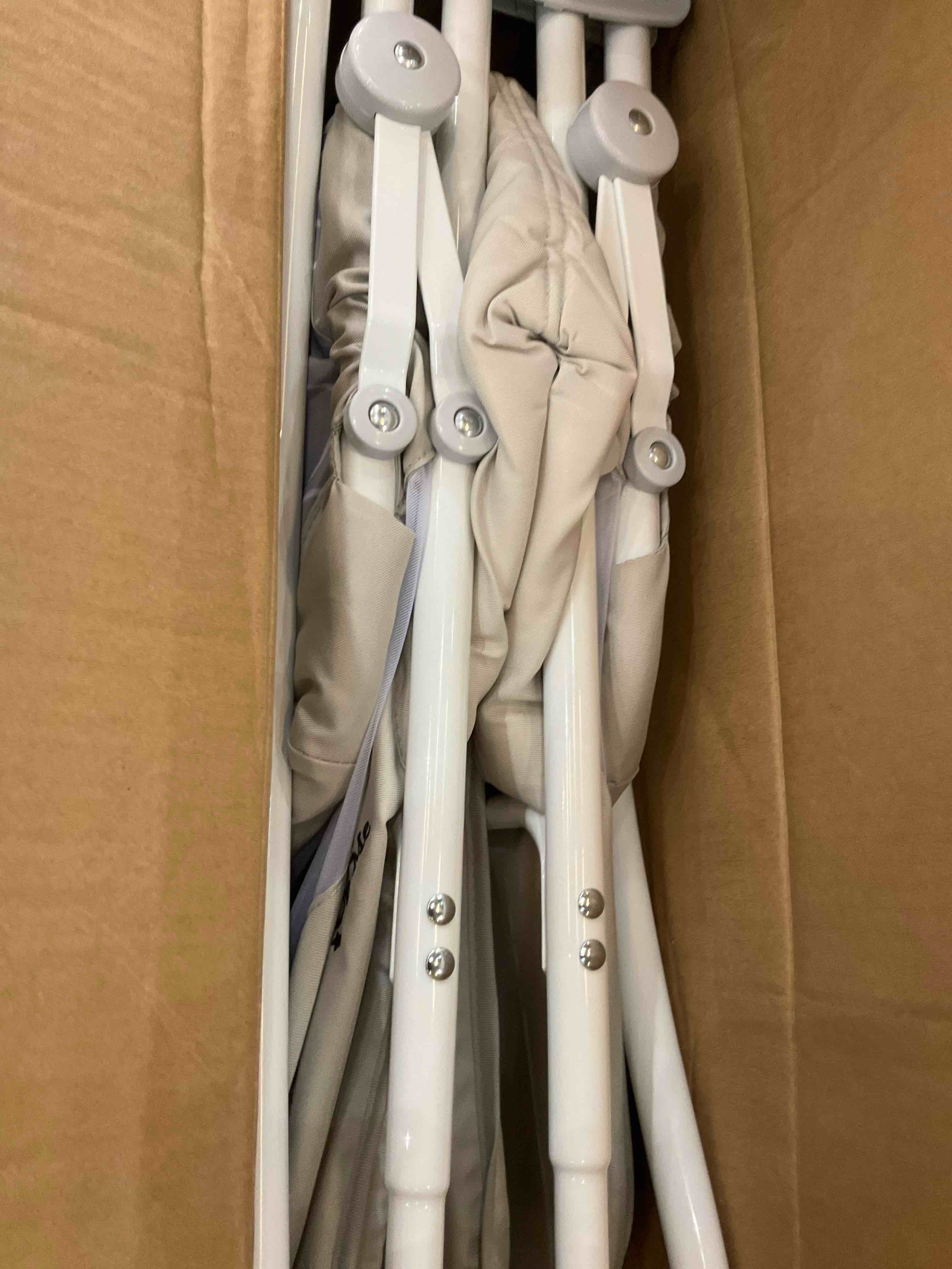https://s3.amazonaws.com/lotting-images-prod/BargainHunt/EXS01496108_1718044217811.jpeg
