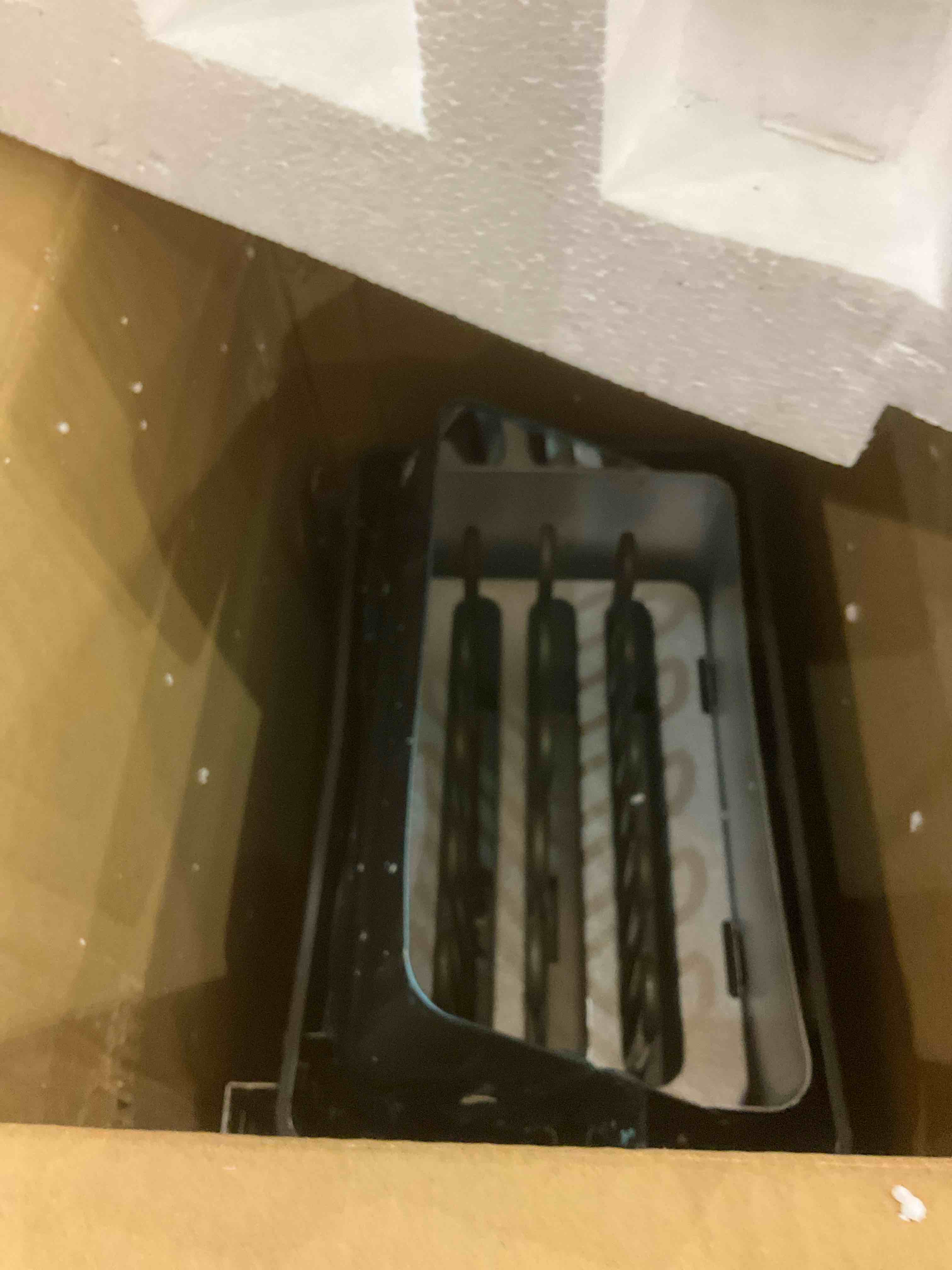 https://s3.amazonaws.com/lotting-images-prod/BargainHunt/EXS01496256_1718195356697.jpeg
