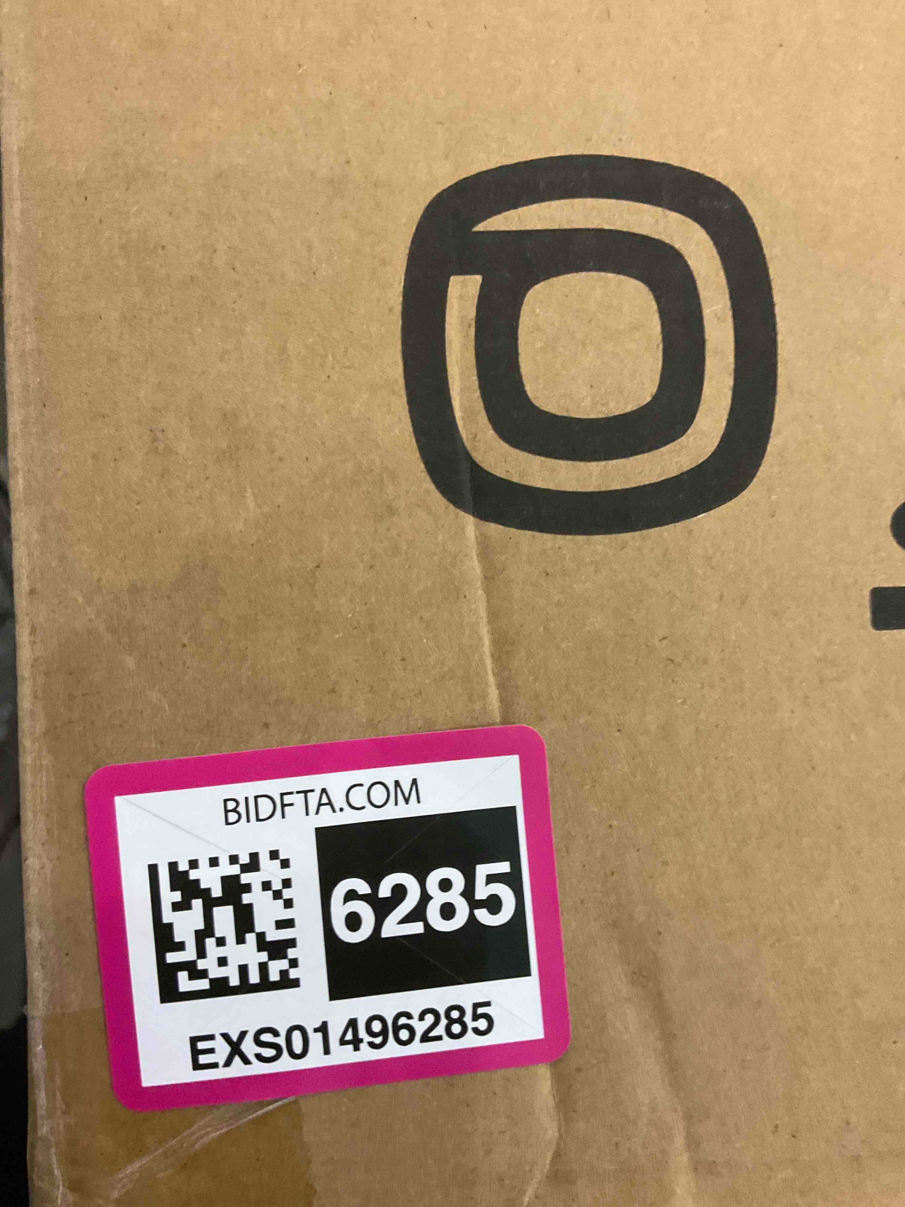 https://s3.amazonaws.com/lotting-images-prod/BargainHunt/EXS01496285_1718283233339.jpeg