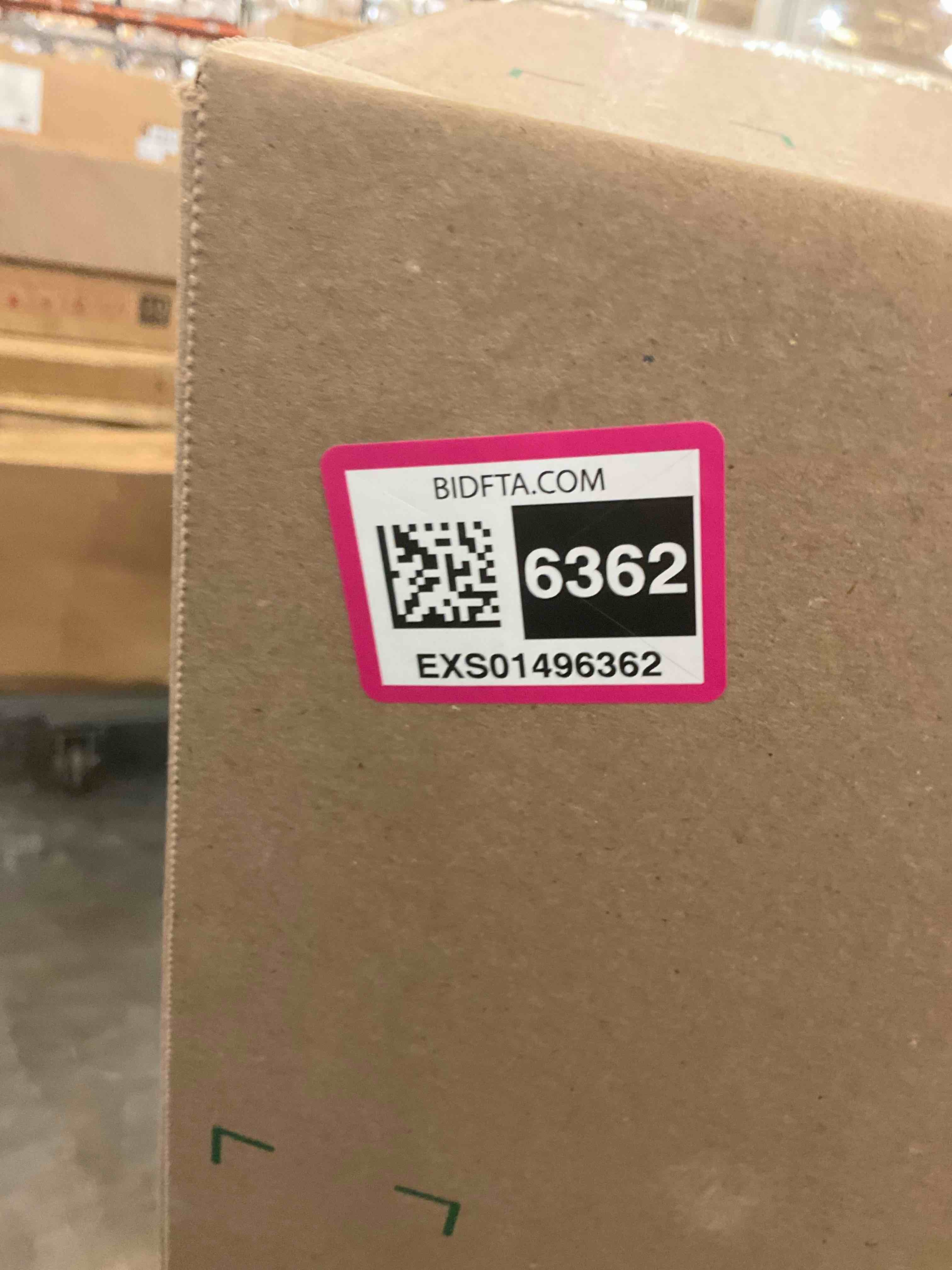 https://s3.amazonaws.com/lotting-images-prod/BargainHunt/EXS01496362_1718299058617.jpeg