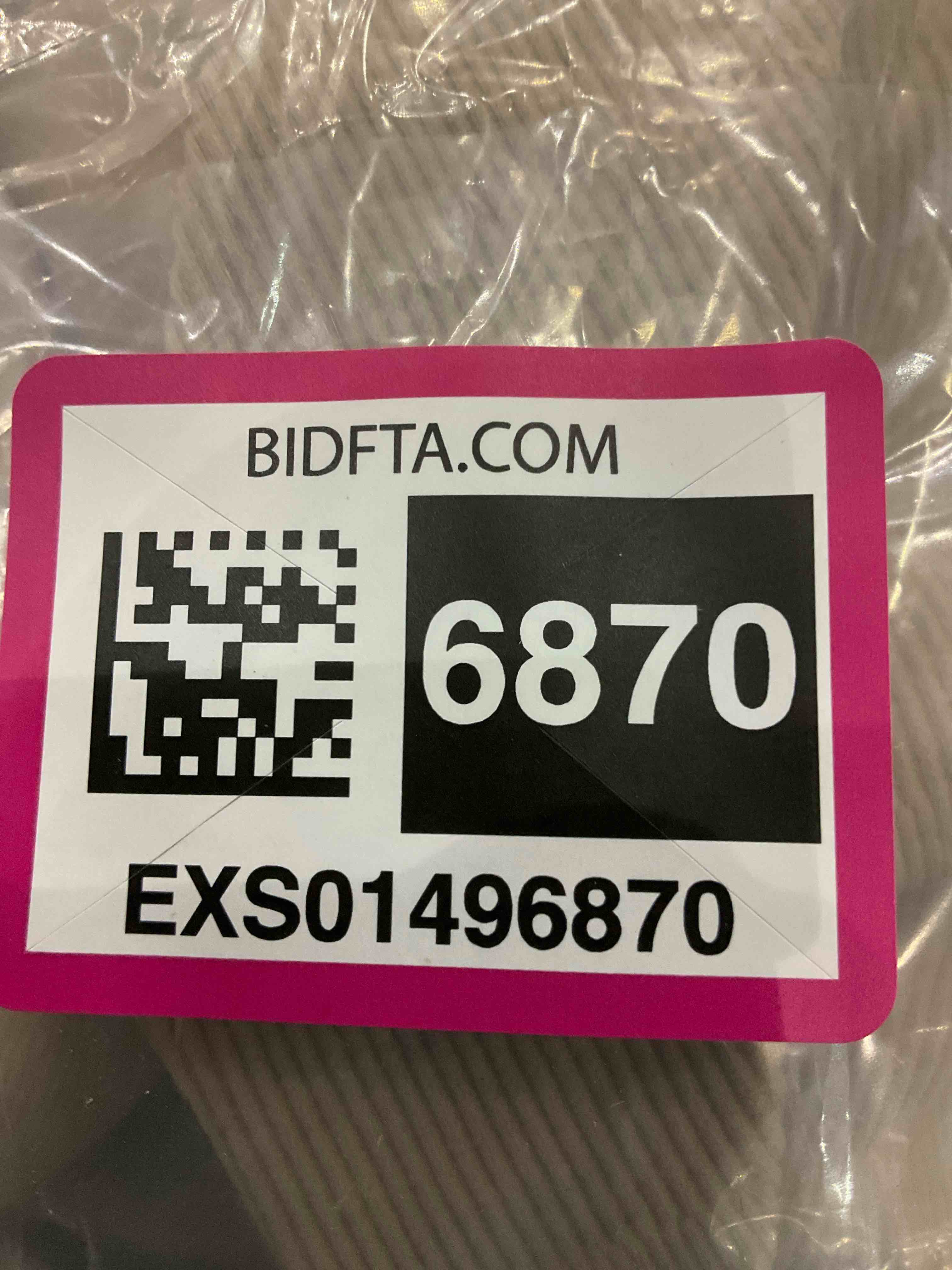 https://s3.amazonaws.com/lotting-images-prod/BargainHunt/EXS01496870_1716895008844.jpeg