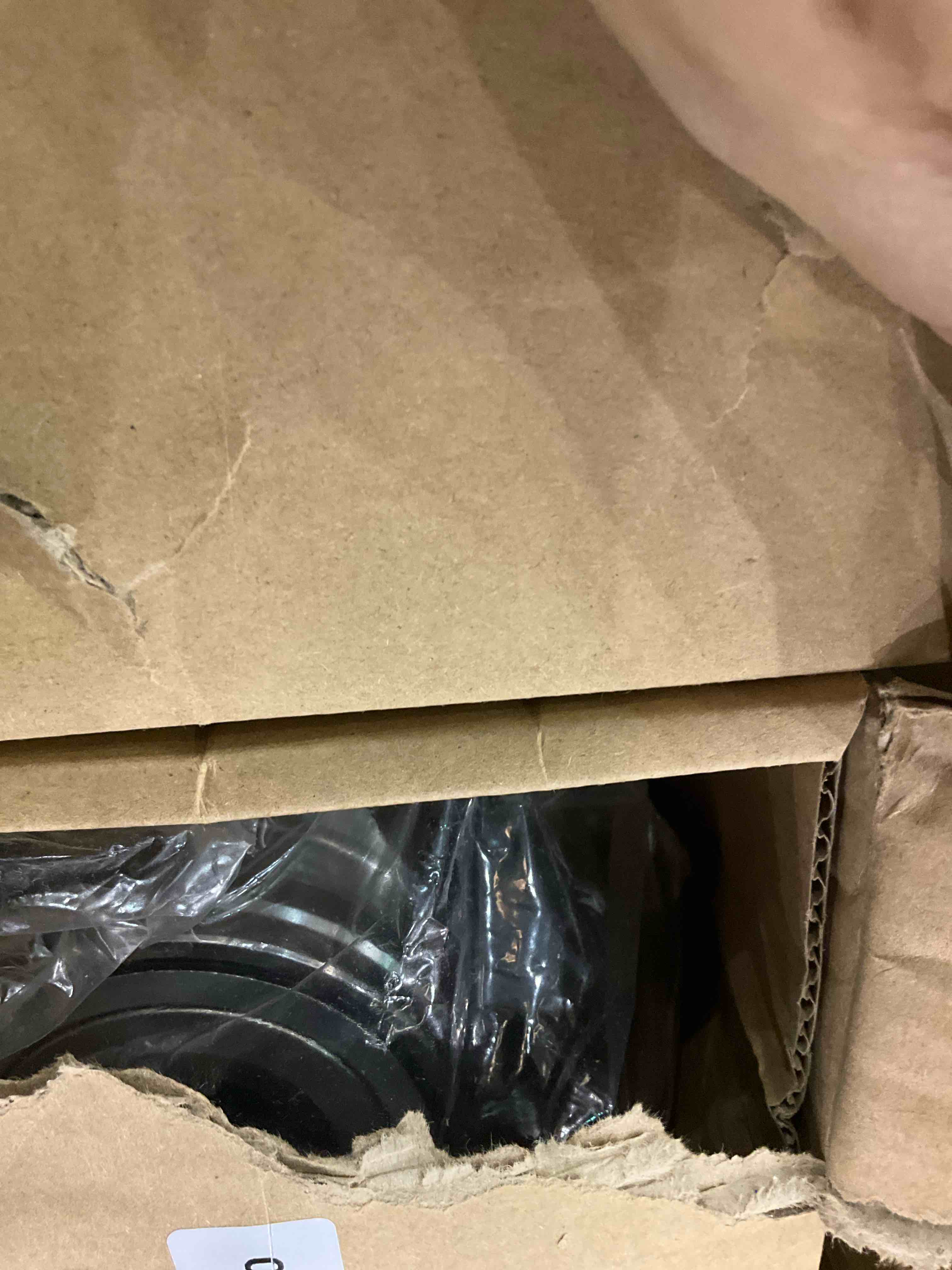 https://s3.amazonaws.com/lotting-images-prod/BargainHunt/EXS01497116_1715959262347.jpeg