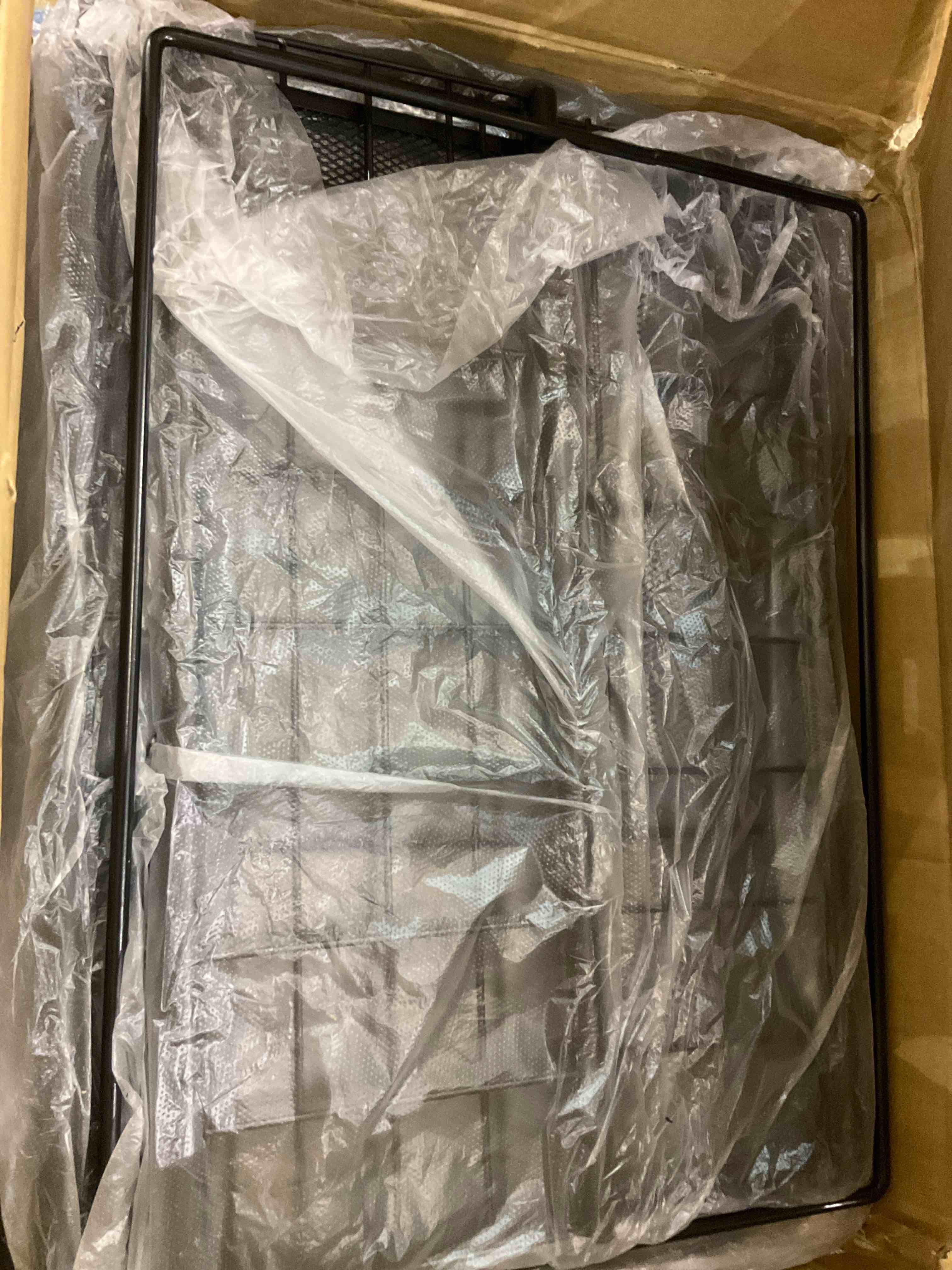 https://s3.amazonaws.com/lotting-images-prod/BargainHunt/EXS01497136_1715965151368.jpeg