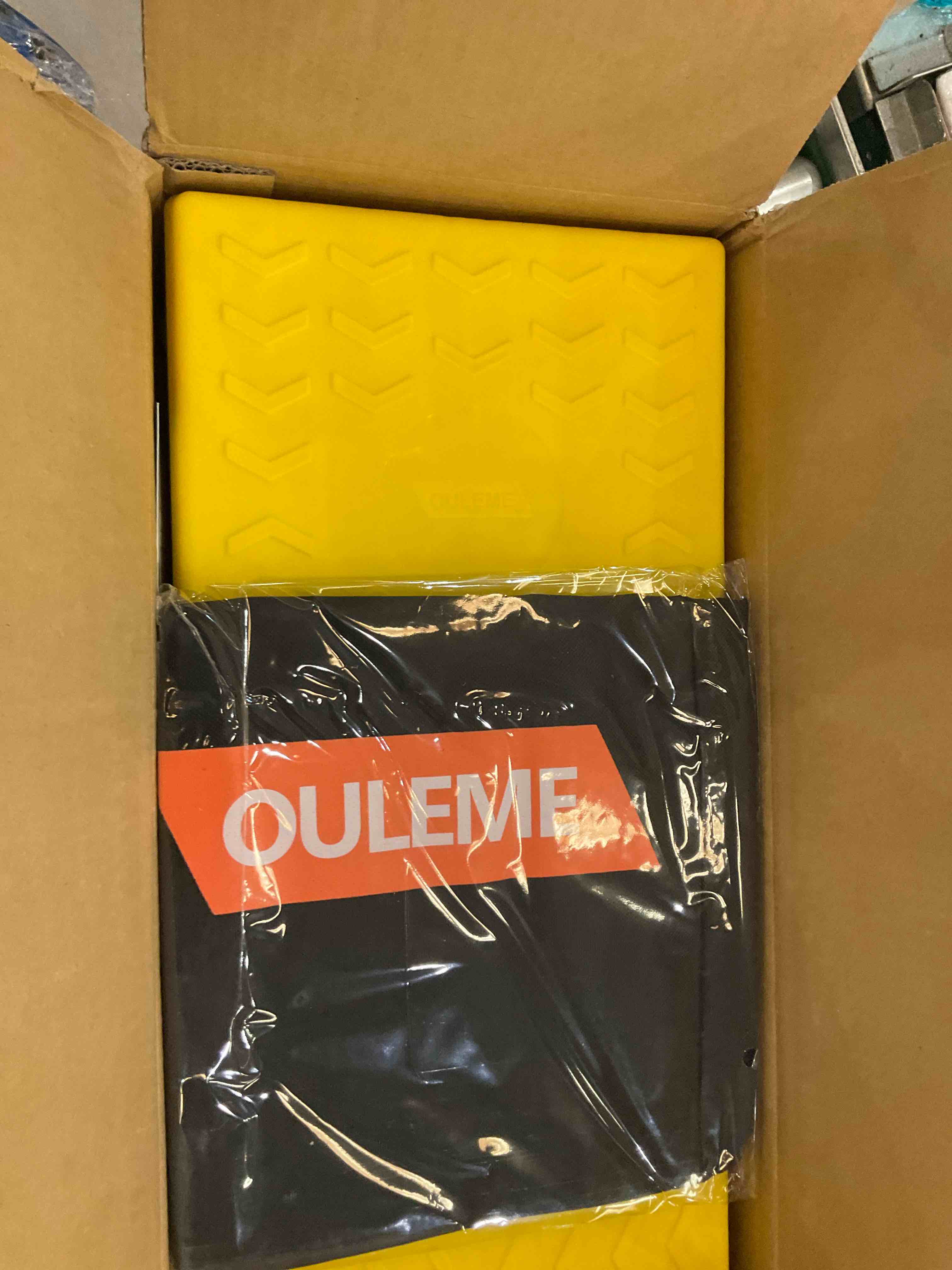 https://s3.amazonaws.com/lotting-images-prod/BargainHunt/EXS01497243_1716219661878.jpeg