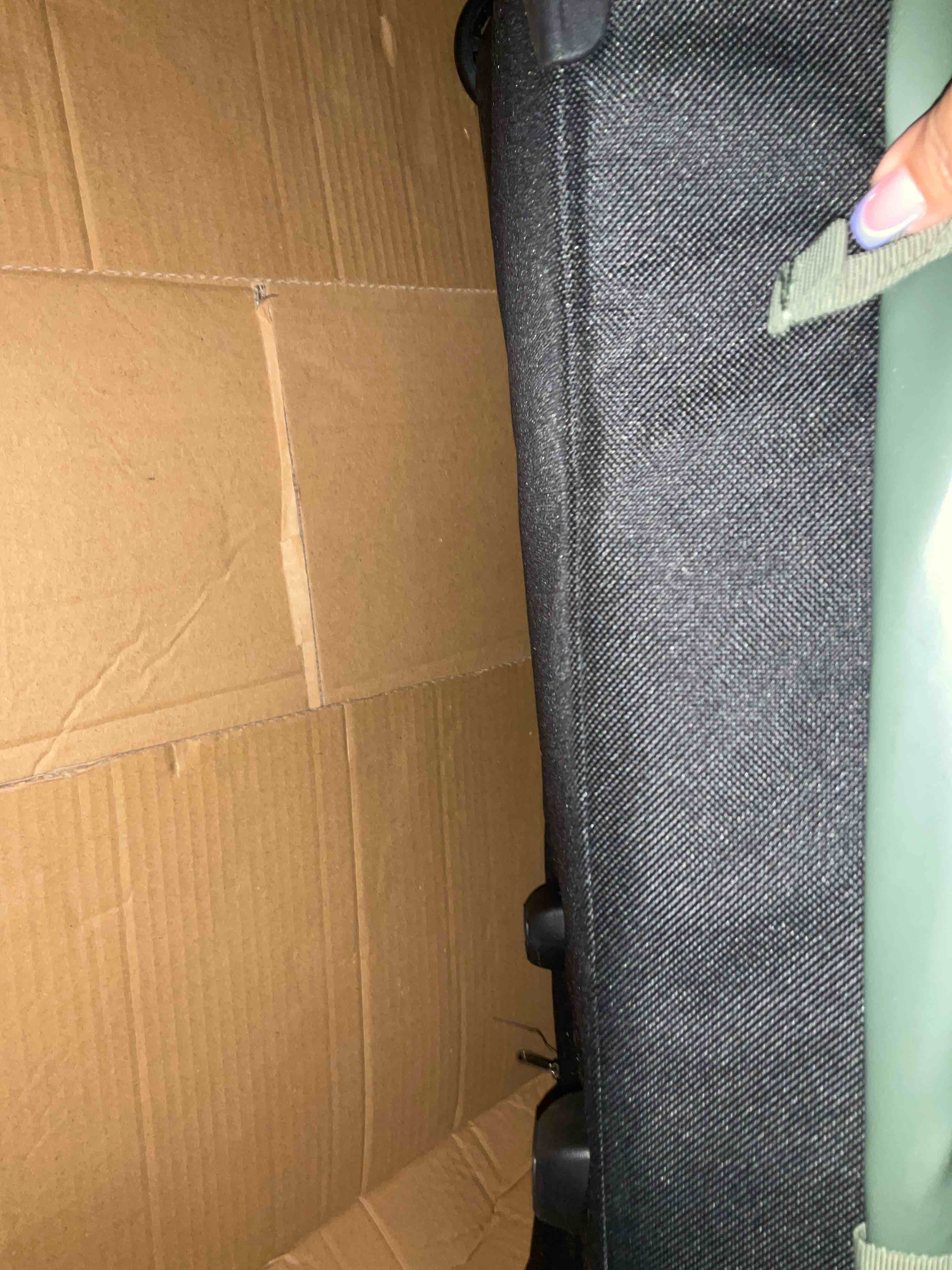 https://s3.amazonaws.com/lotting-images-prod/BargainHunt/EXS01497394_1716377329968.jpeg