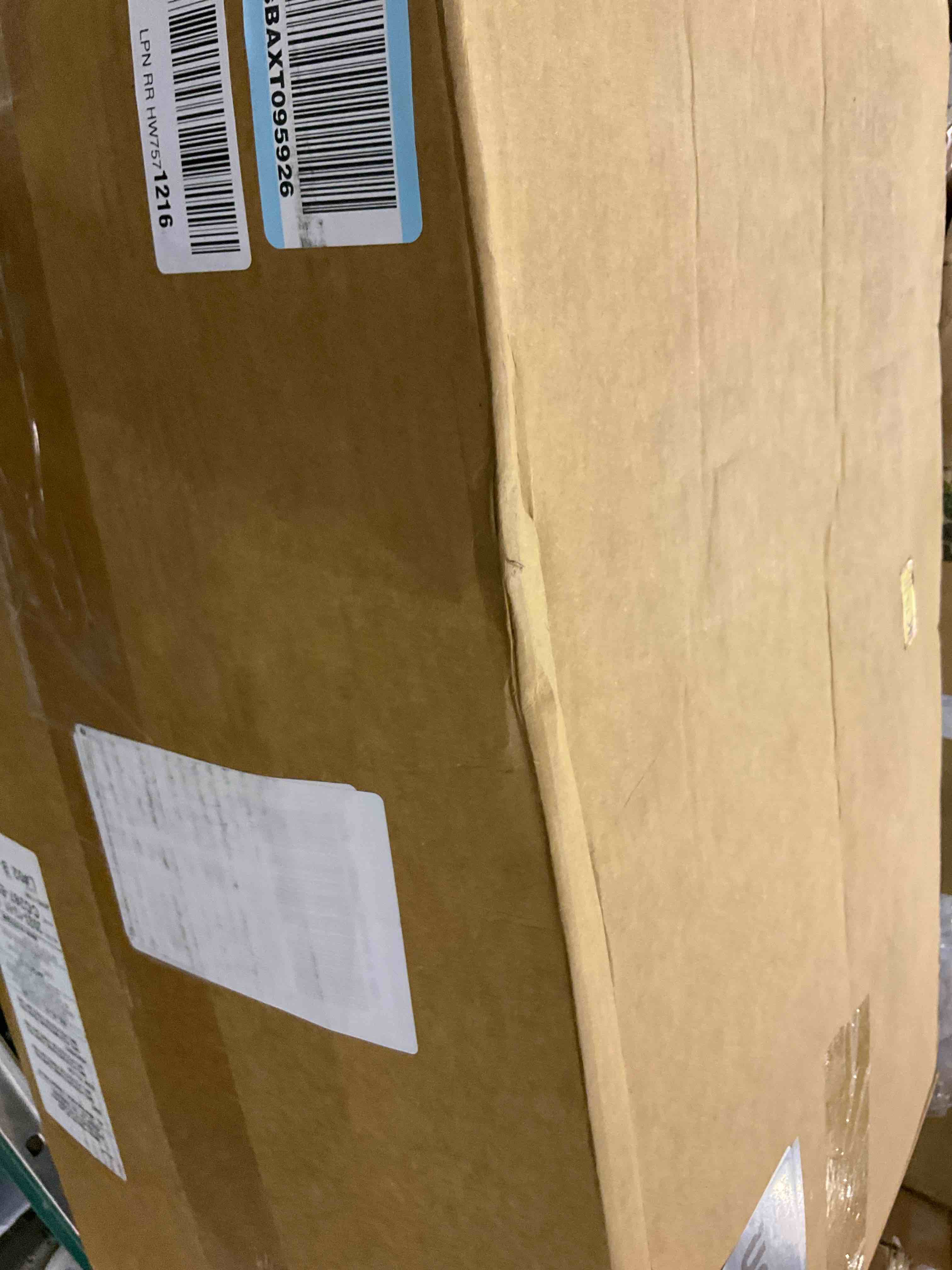 https://s3.amazonaws.com/lotting-images-prod/BargainHunt/EXS01497398_1716378184005.jpeg