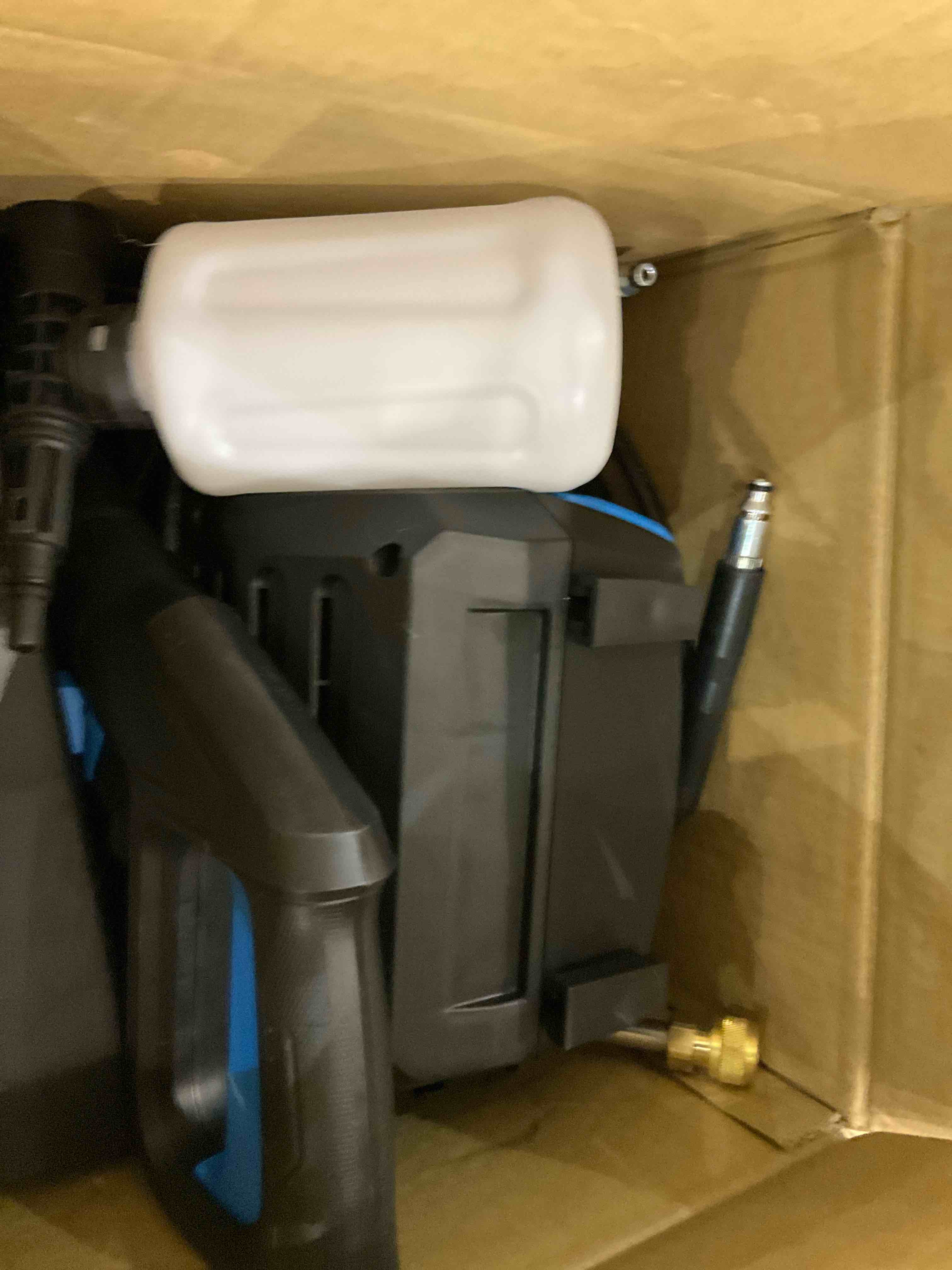 https://s3.amazonaws.com/lotting-images-prod/BargainHunt/EXS01497400_1716378642547.jpeg