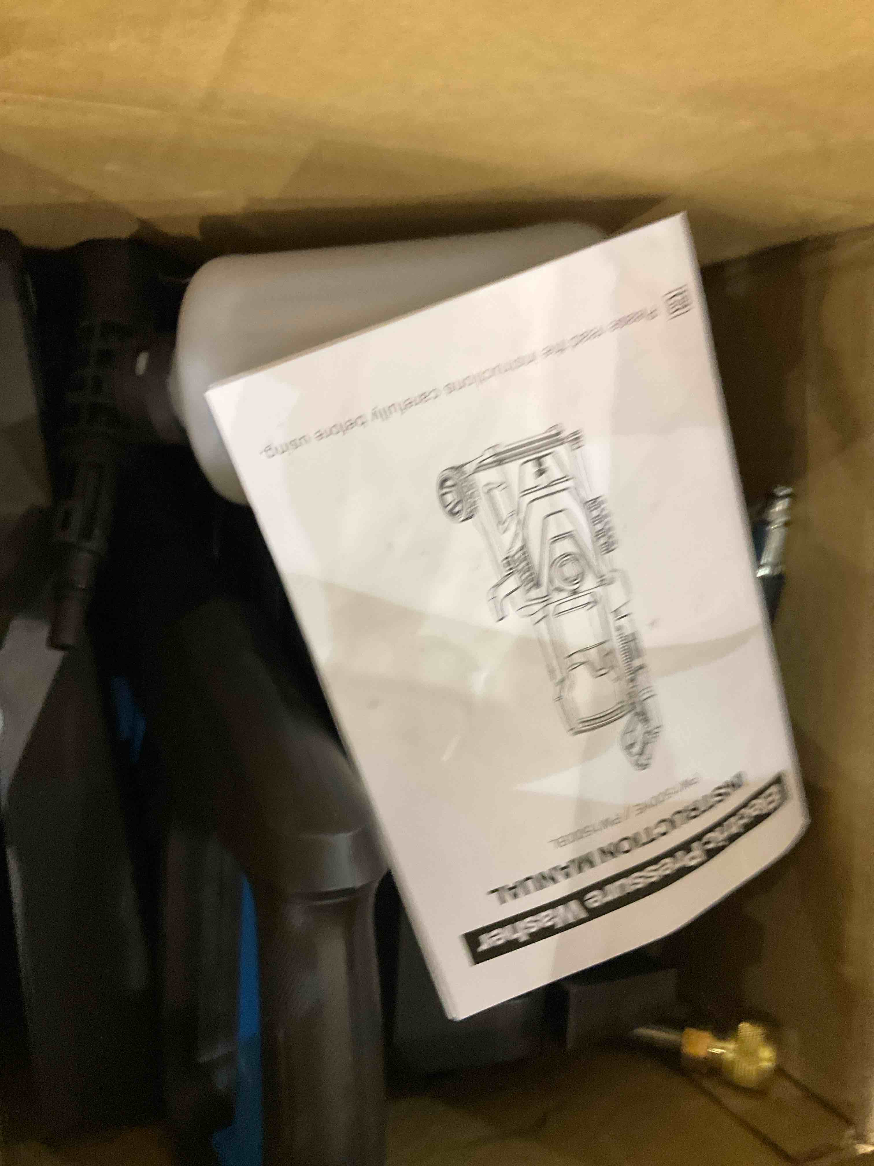 https://s3.amazonaws.com/lotting-images-prod/BargainHunt/EXS01497400_1716378644582.jpeg
