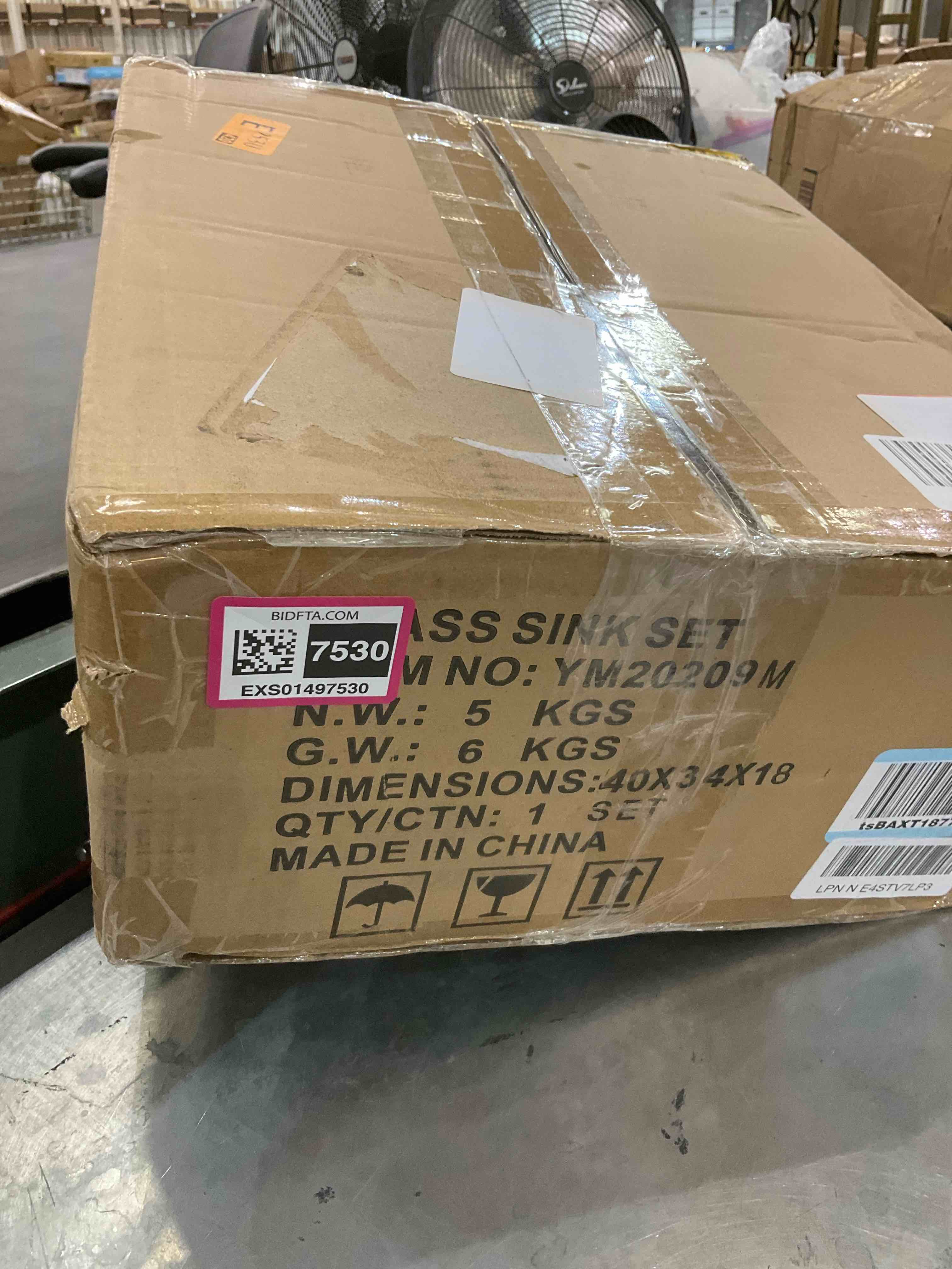 https://s3.amazonaws.com/lotting-images-prod/BargainHunt/EXS01497530_1720705261287.jpeg