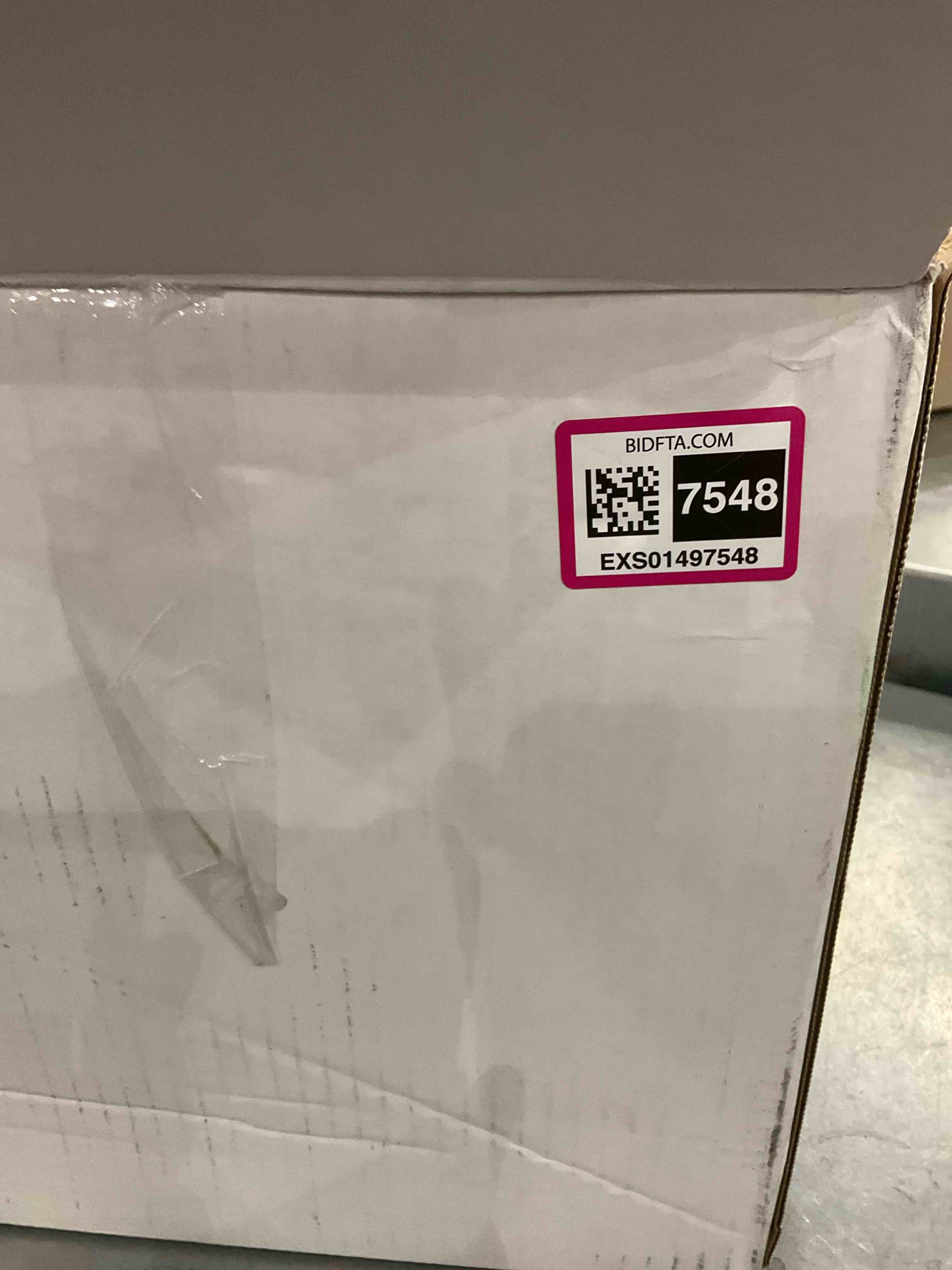 https://s3.amazonaws.com/lotting-images-prod/BargainHunt/EXS01497548_1720708074835.jpeg