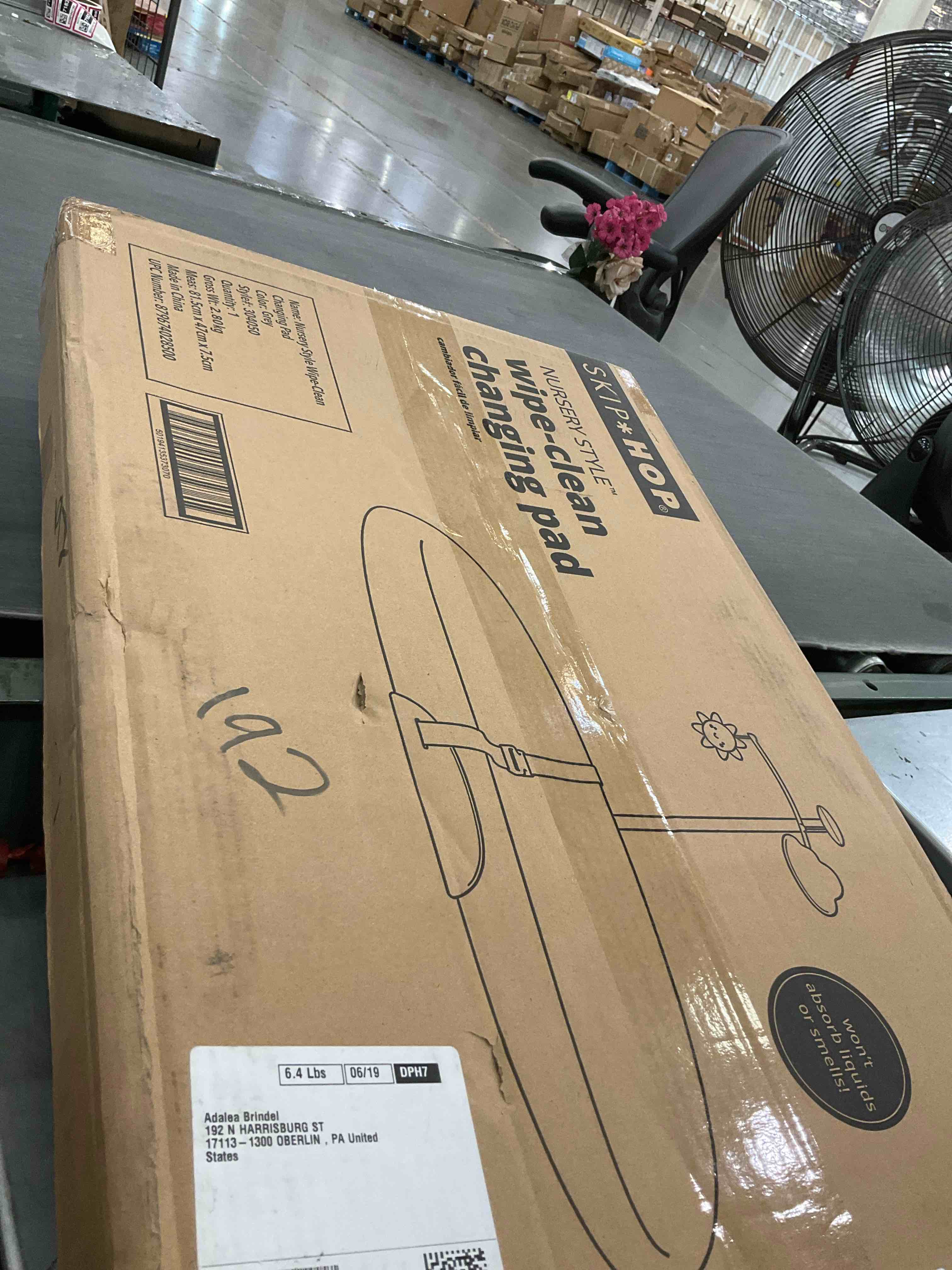 https://s3.amazonaws.com/lotting-images-prod/BargainHunt/EXS01497562_1720710015612.jpeg