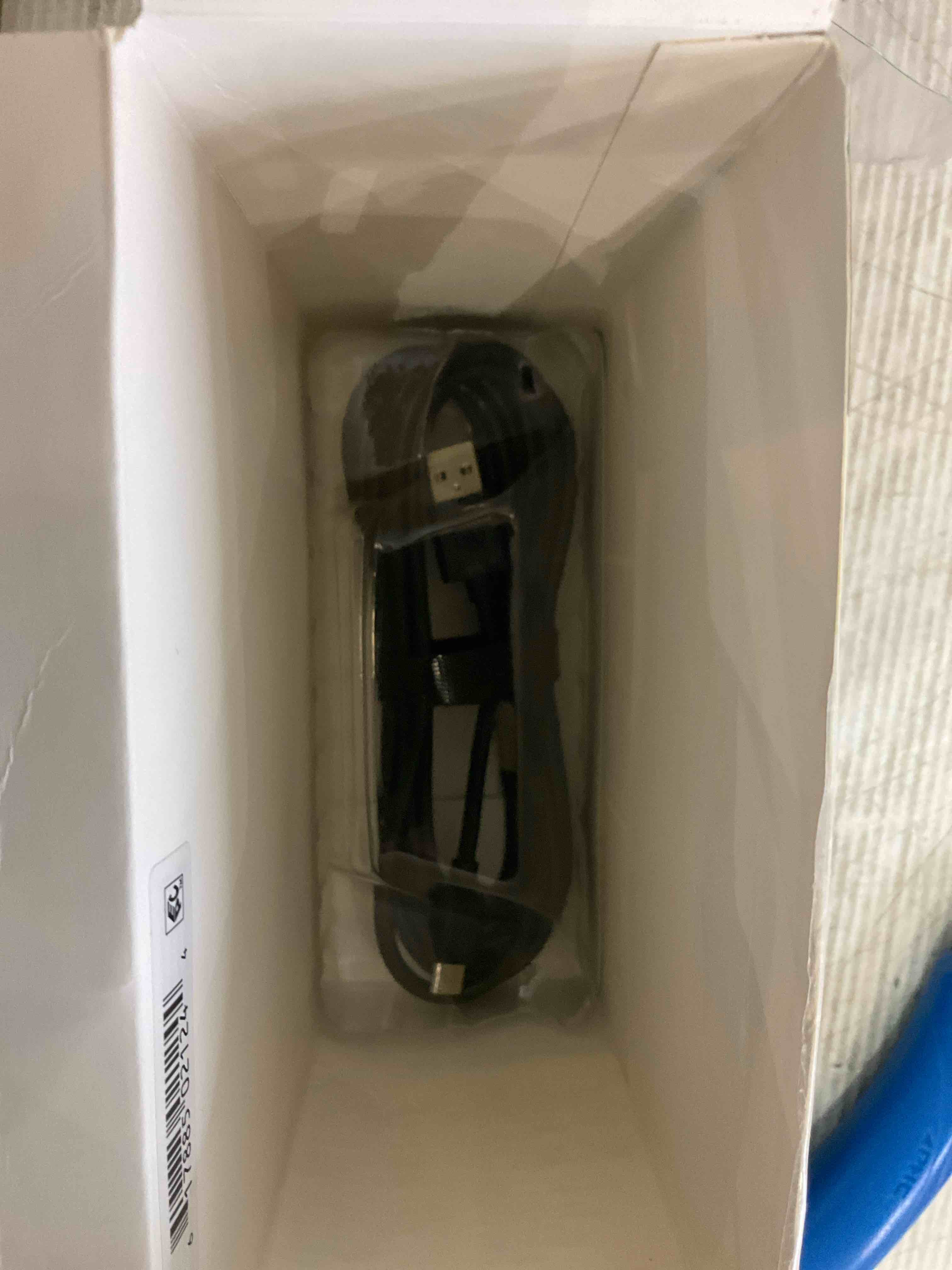 https://s3.amazonaws.com/lotting-images-prod/BargainHunt/EXS01498019_1716984657238.jpeg