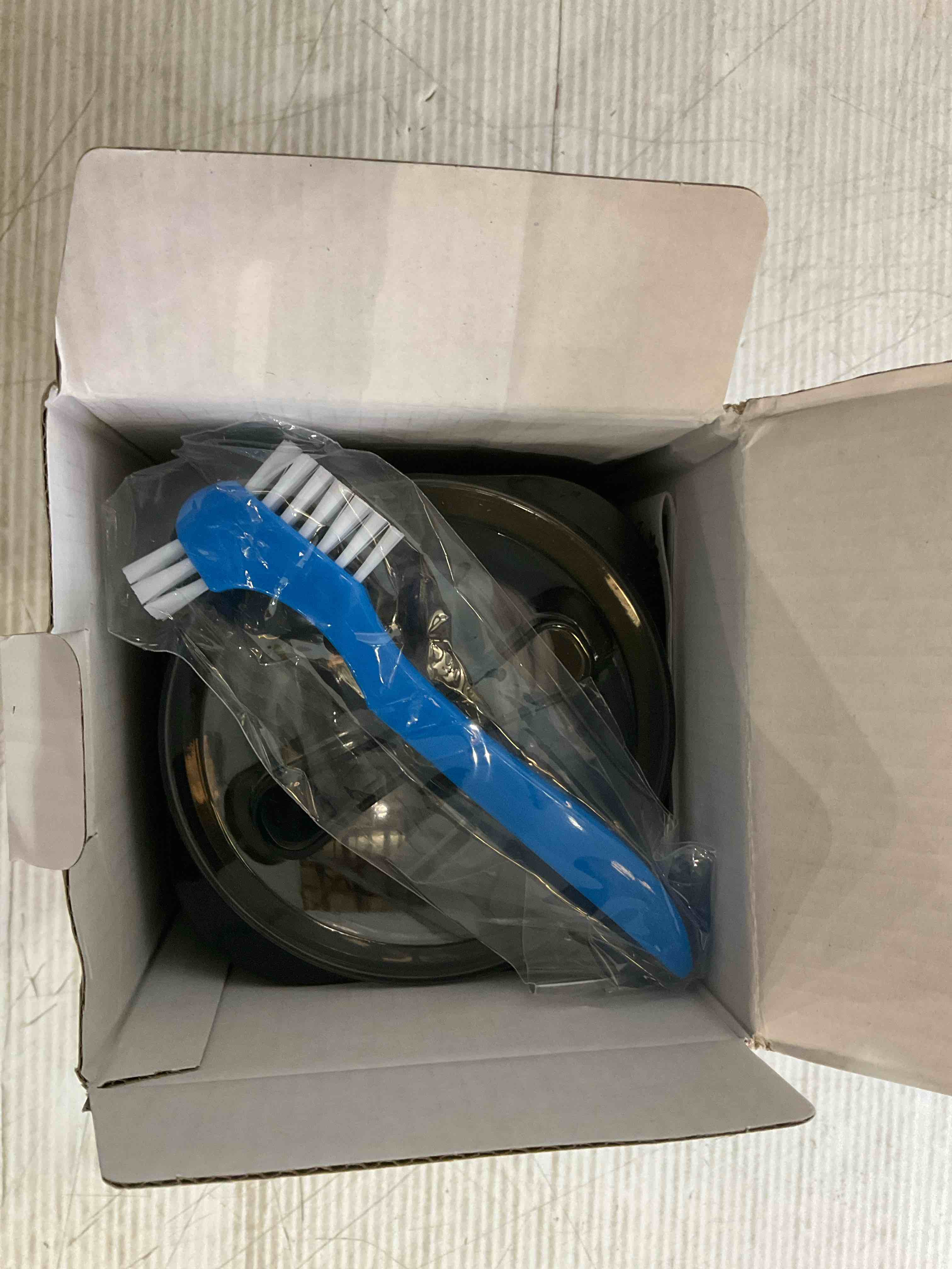 https://s3.amazonaws.com/lotting-images-prod/BargainHunt/EXS01498024_1716985382076.jpeg