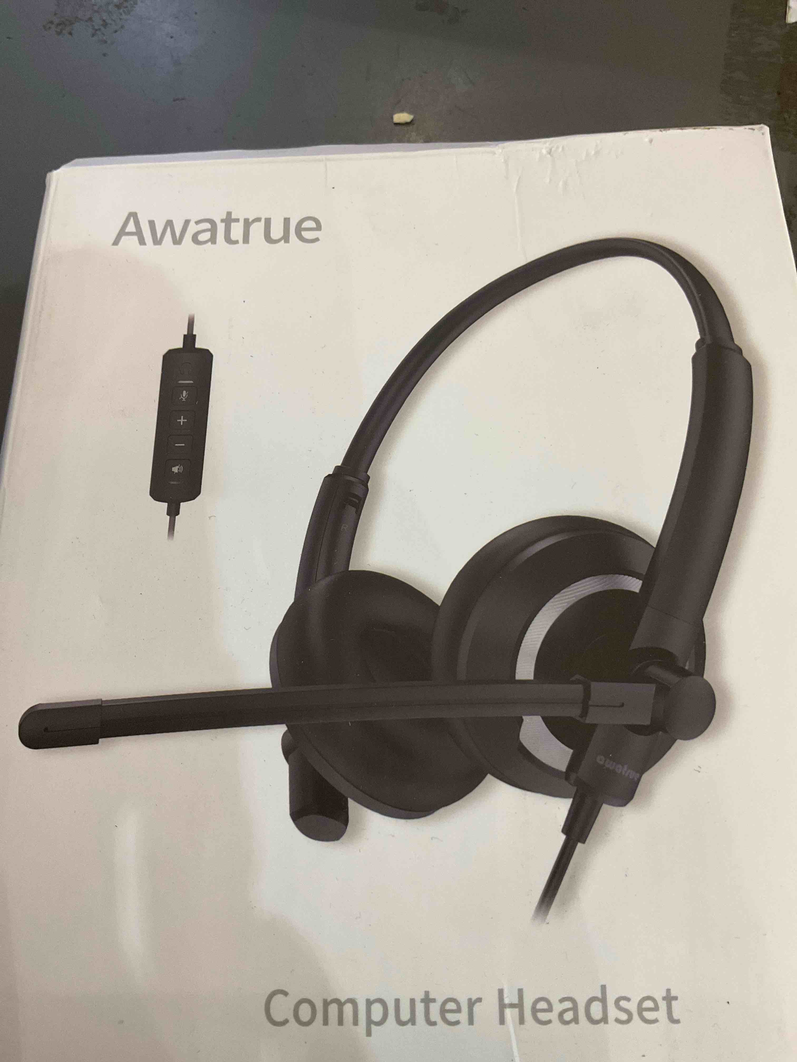 https://s3.amazonaws.com/lotting-images-prod/BargainHunt/EXS01498071_1716994555938.jpeg