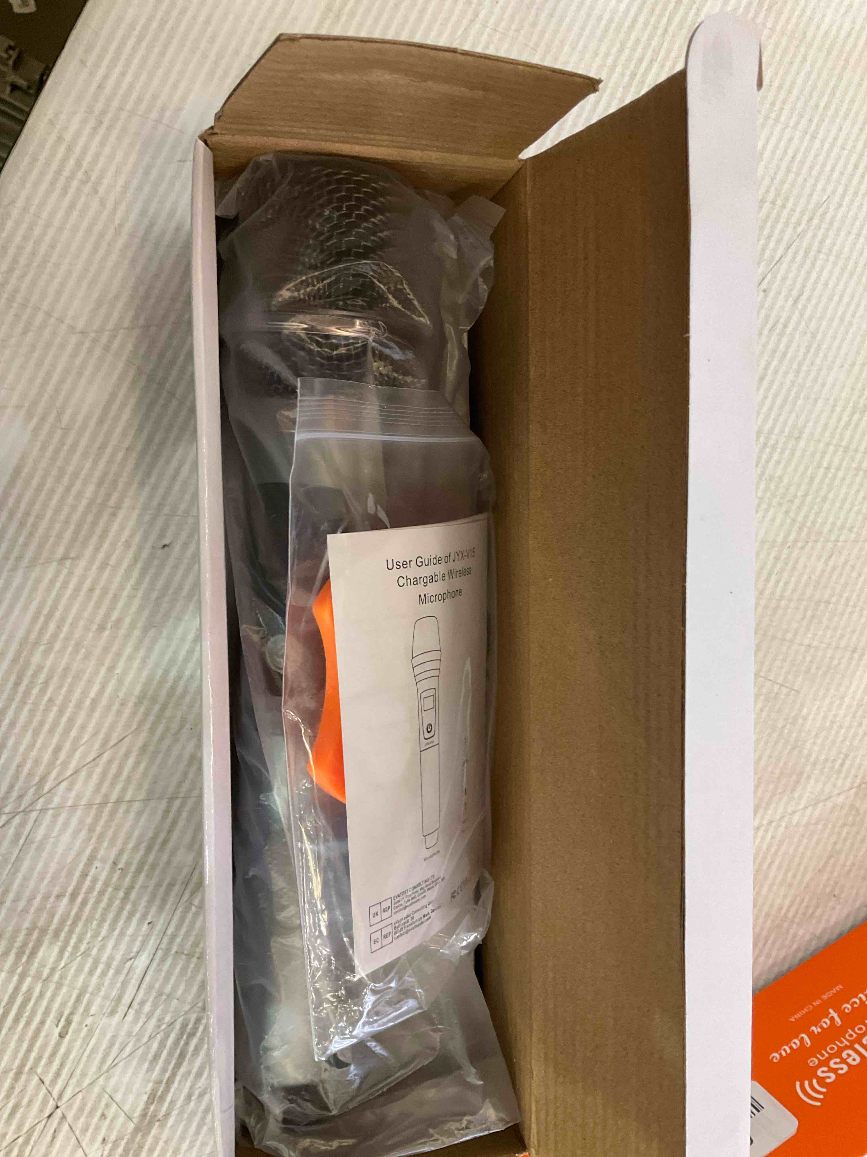 https://s3.amazonaws.com/lotting-images-prod/BargainHunt/EXS01498099_1717002095700.jpeg