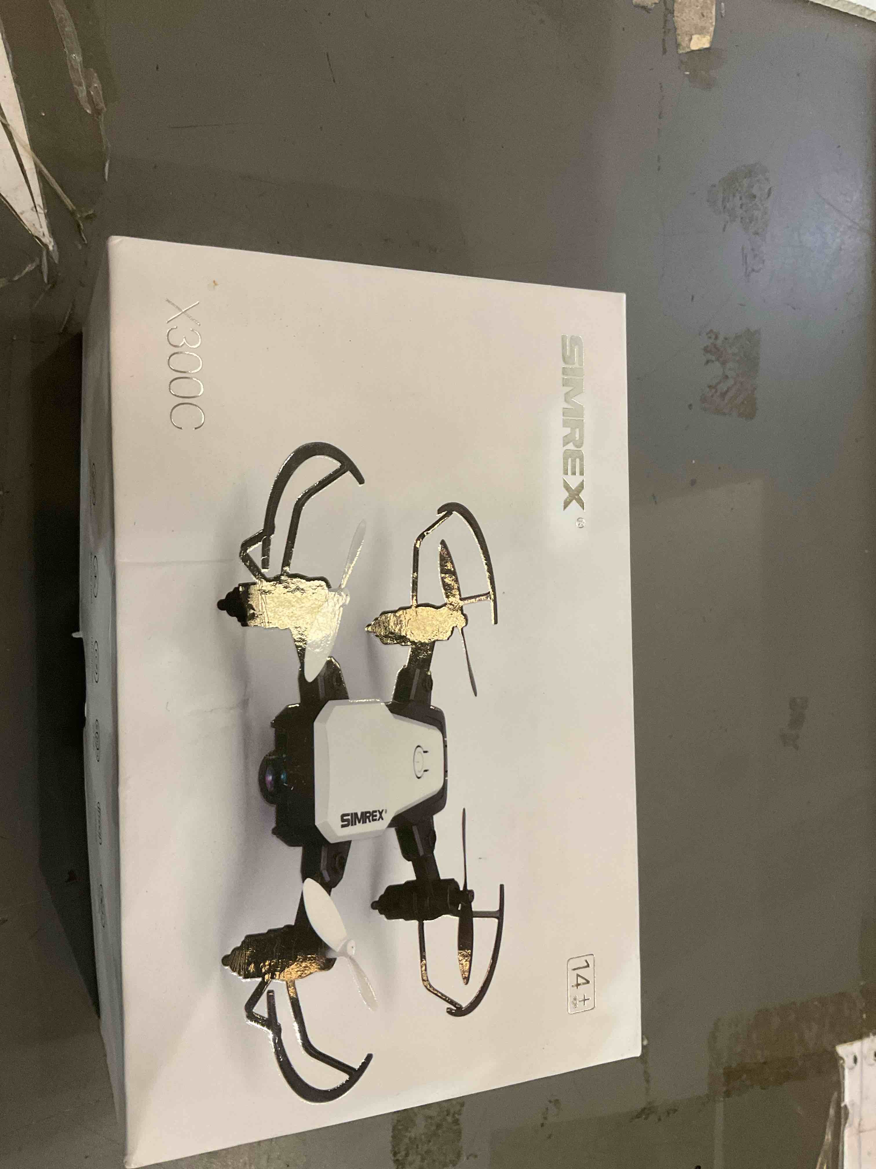 https://s3.amazonaws.com/lotting-images-prod/BargainHunt/EXS01498213_1717081628599.jpeg