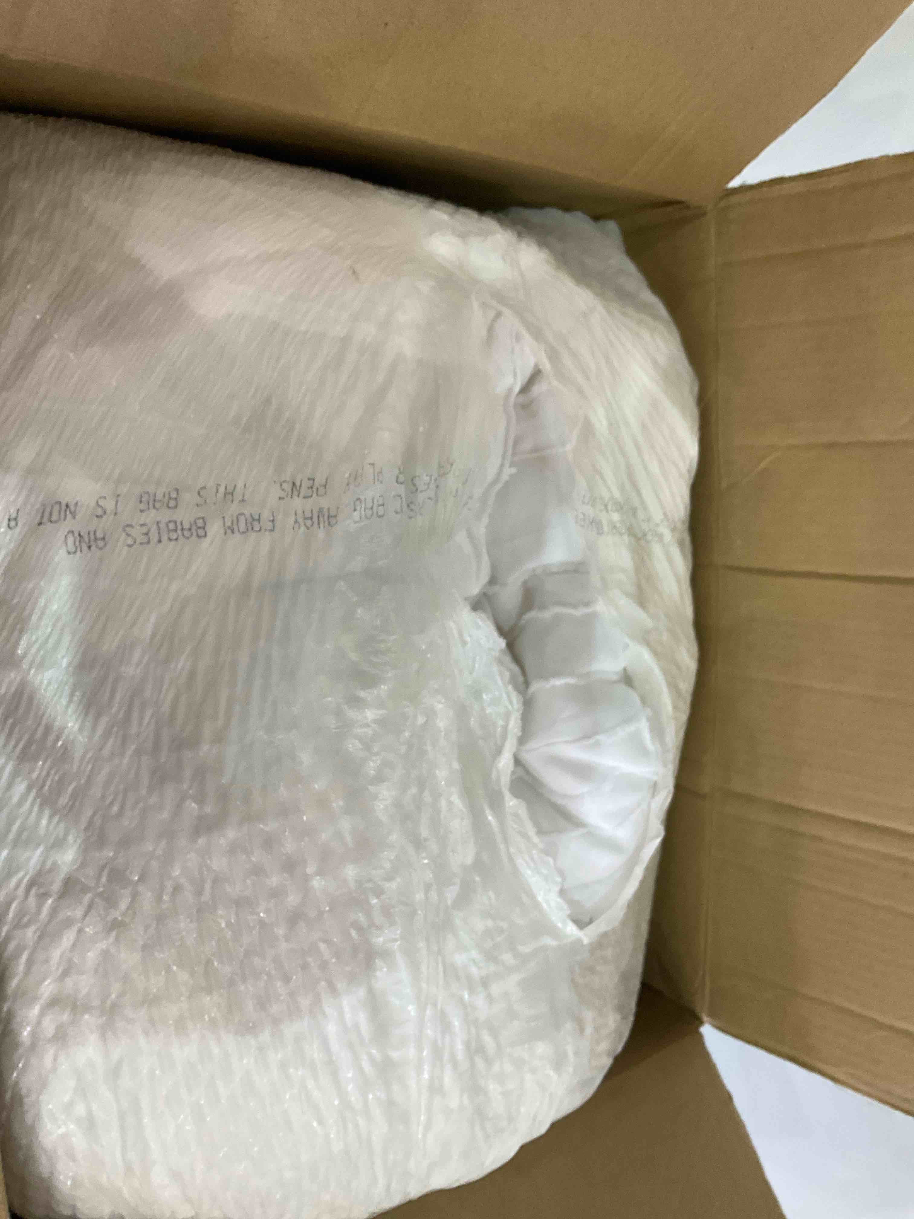 https://s3.amazonaws.com/lotting-images-prod/BargainHunt/EXS01498283_1717516322570.jpeg