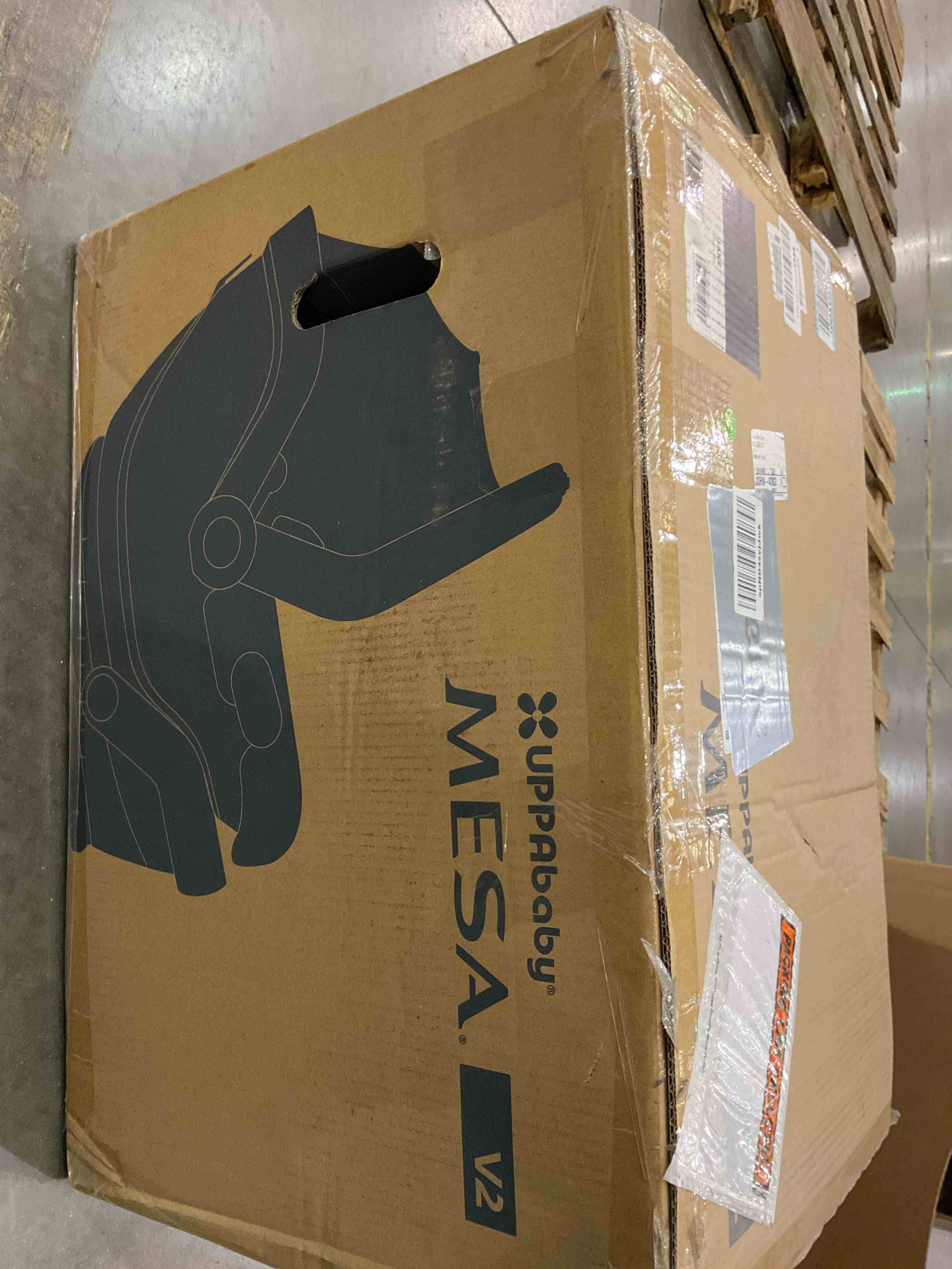 https://s3.amazonaws.com/lotting-images-prod/BargainHunt/EXS01498399_1717770302886.jpeg