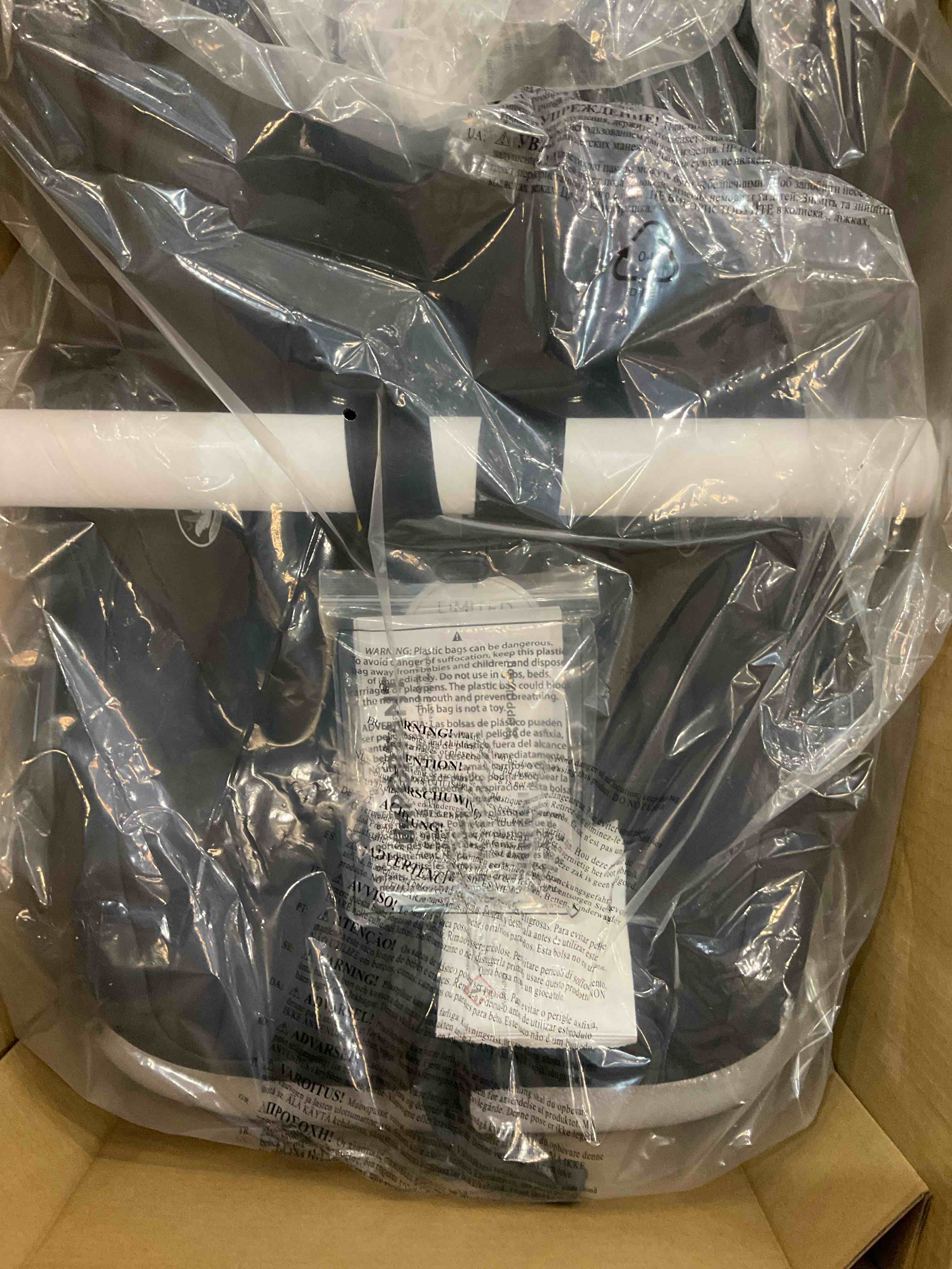 https://s3.amazonaws.com/lotting-images-prod/BargainHunt/EXS01498399_1717770346412.jpeg