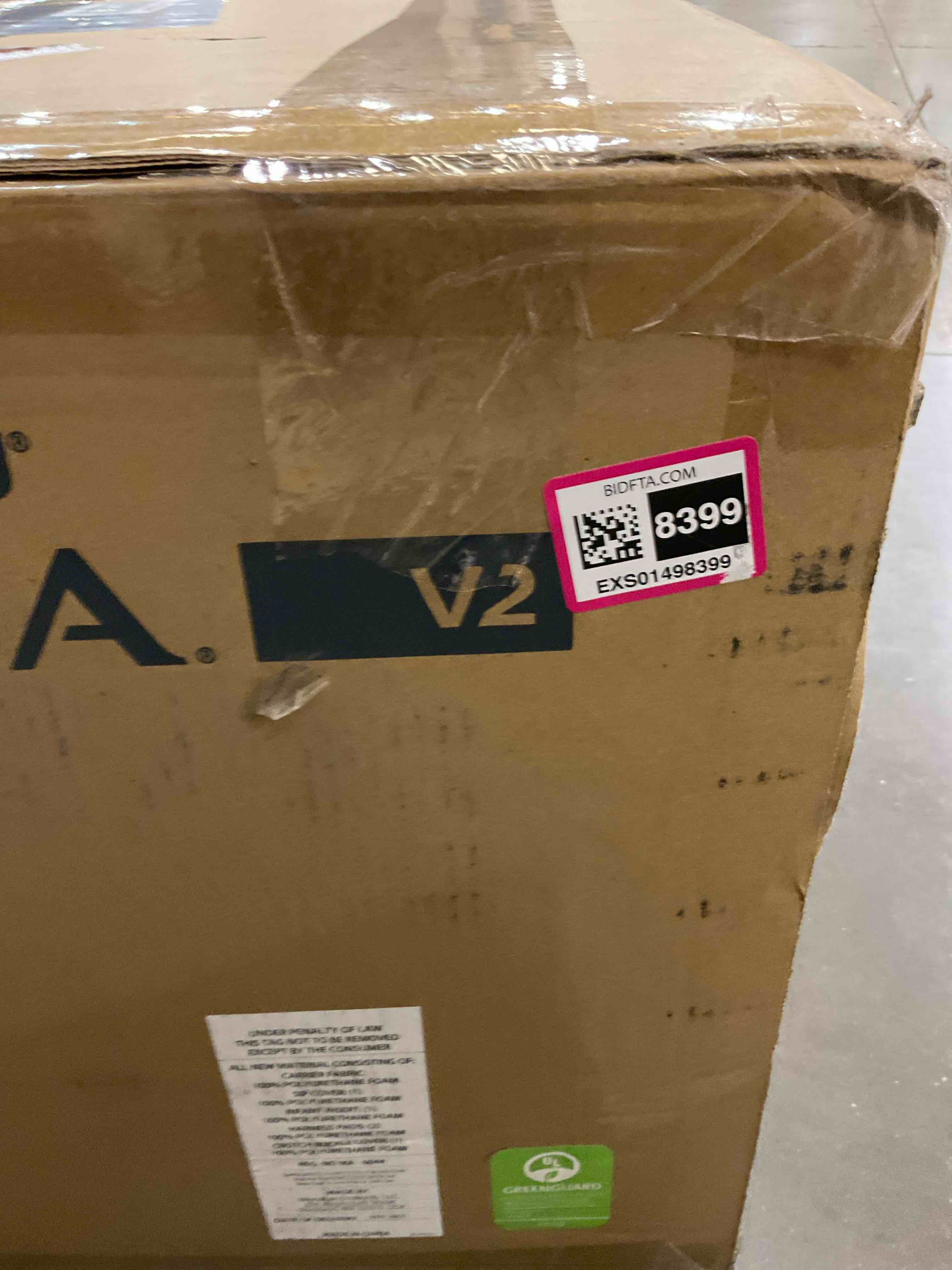 https://s3.amazonaws.com/lotting-images-prod/BargainHunt/EXS01498399_1717770389456.jpeg