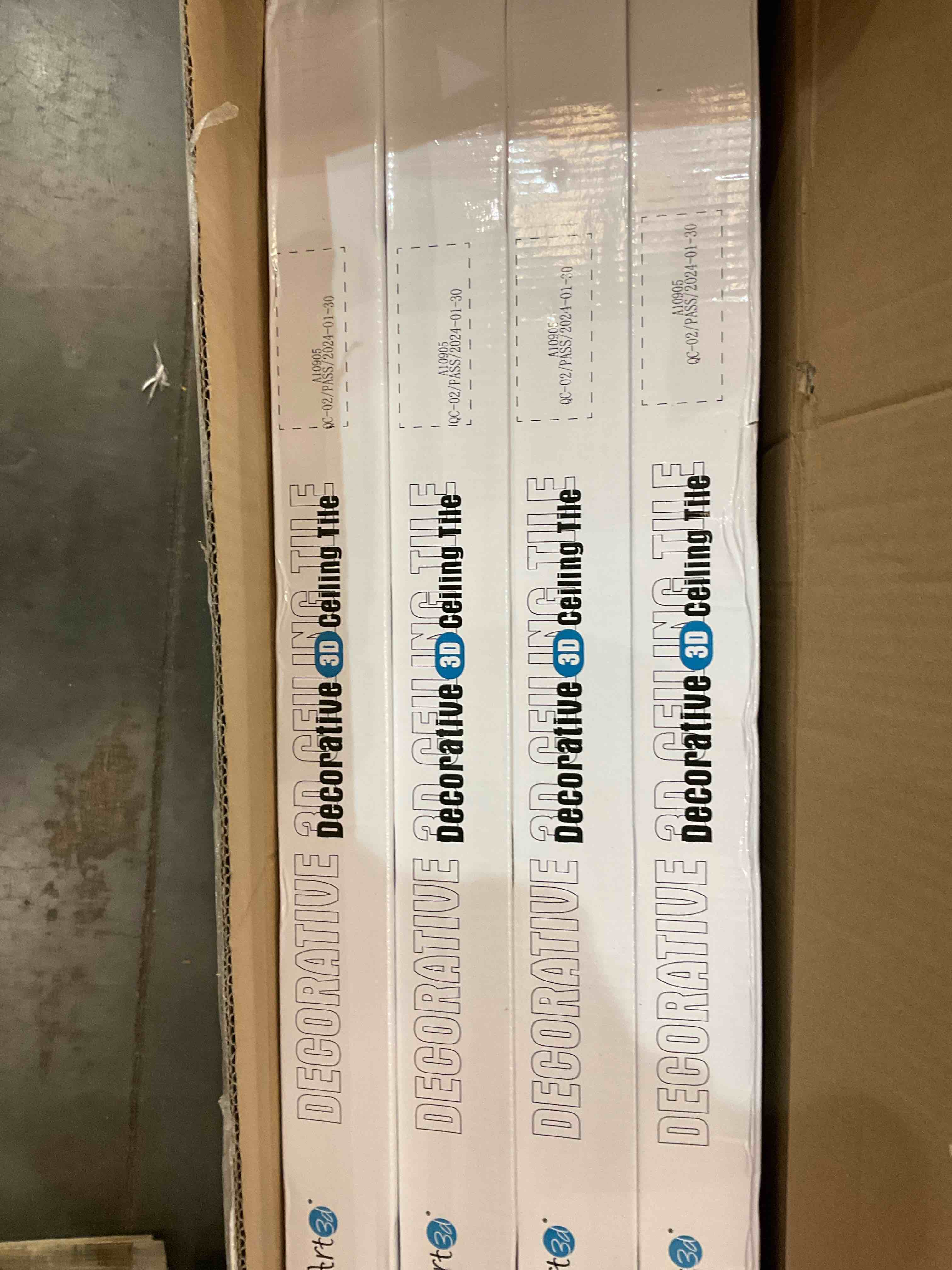 https://s3.amazonaws.com/lotting-images-prod/BargainHunt/EXS01498400_1717770525819.jpeg