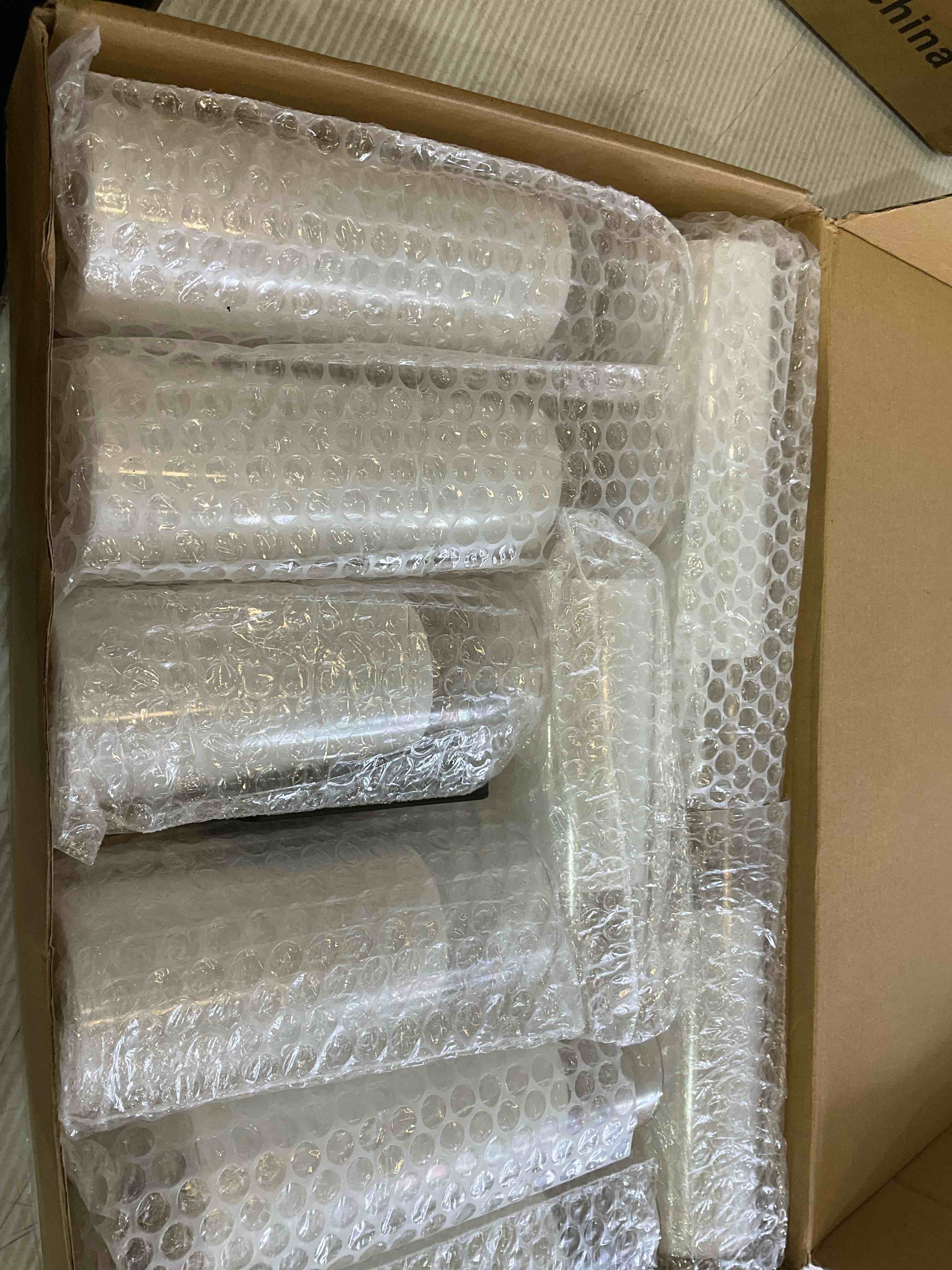 https://s3.amazonaws.com/lotting-images-prod/BargainHunt/EXS01498429_1718027321571.jpeg