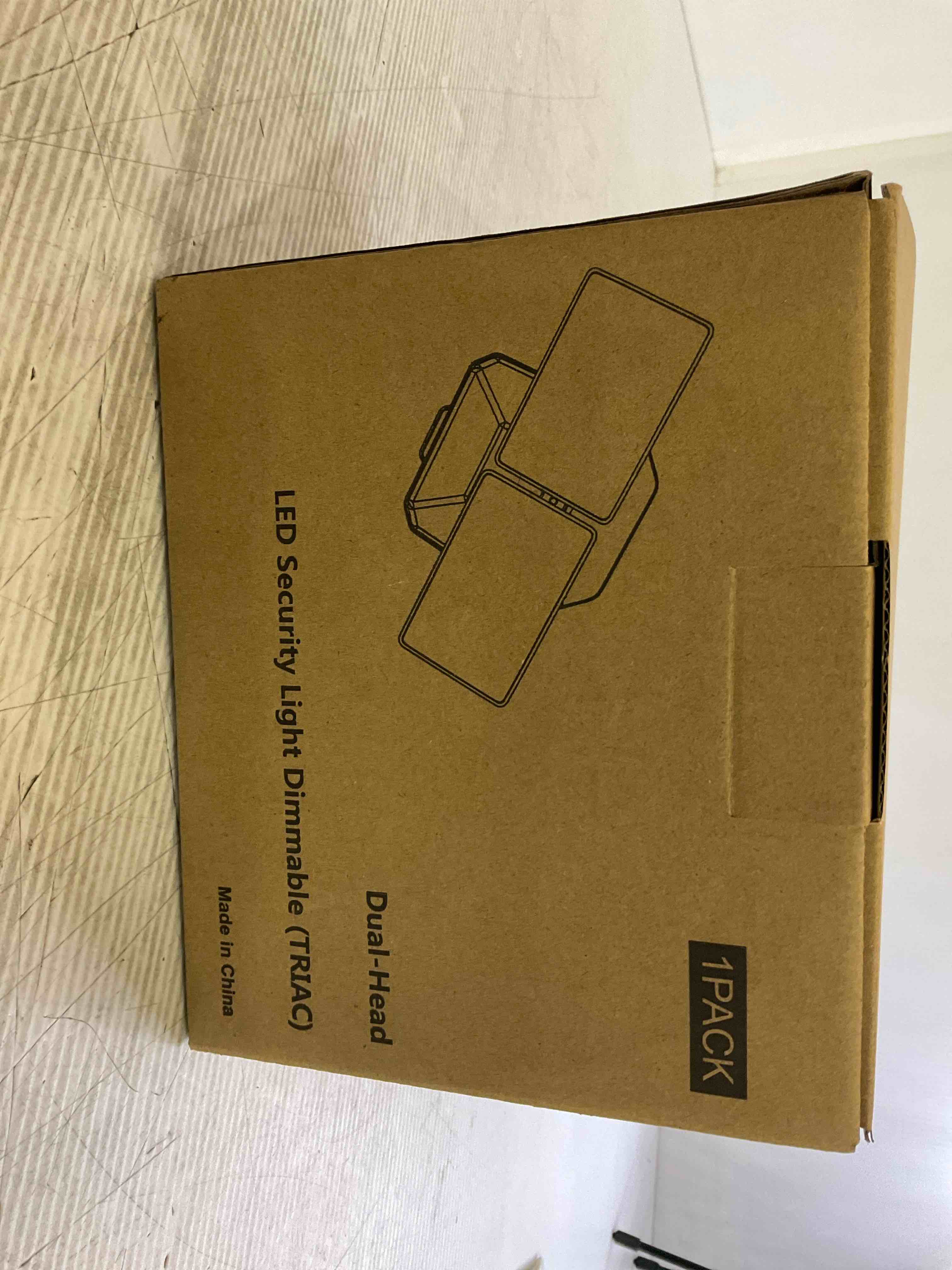 https://s3.amazonaws.com/lotting-images-prod/BargainHunt/EXS01498488_1718115169661.jpeg