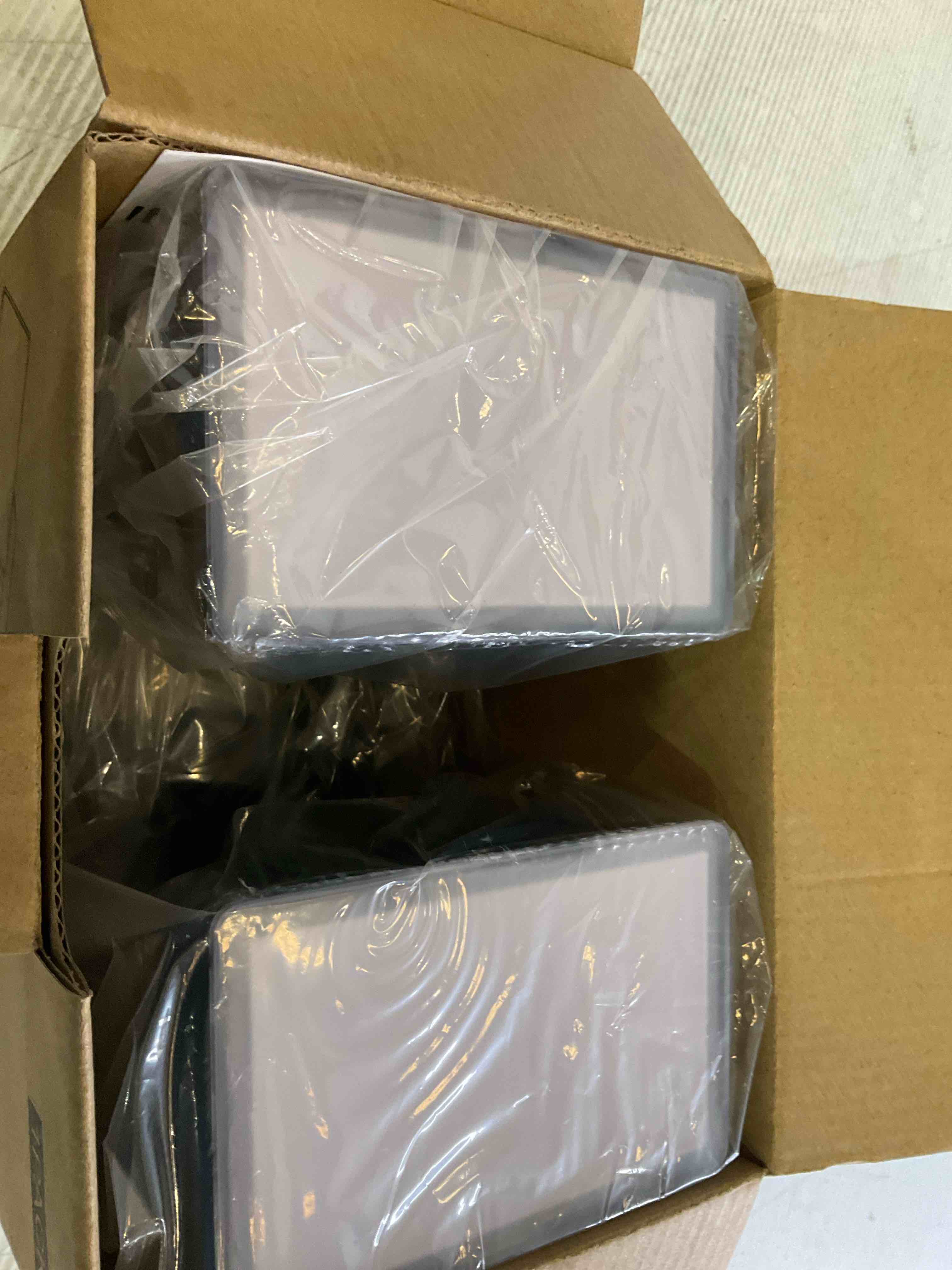 https://s3.amazonaws.com/lotting-images-prod/BargainHunt/EXS01498488_1718115188695.jpeg