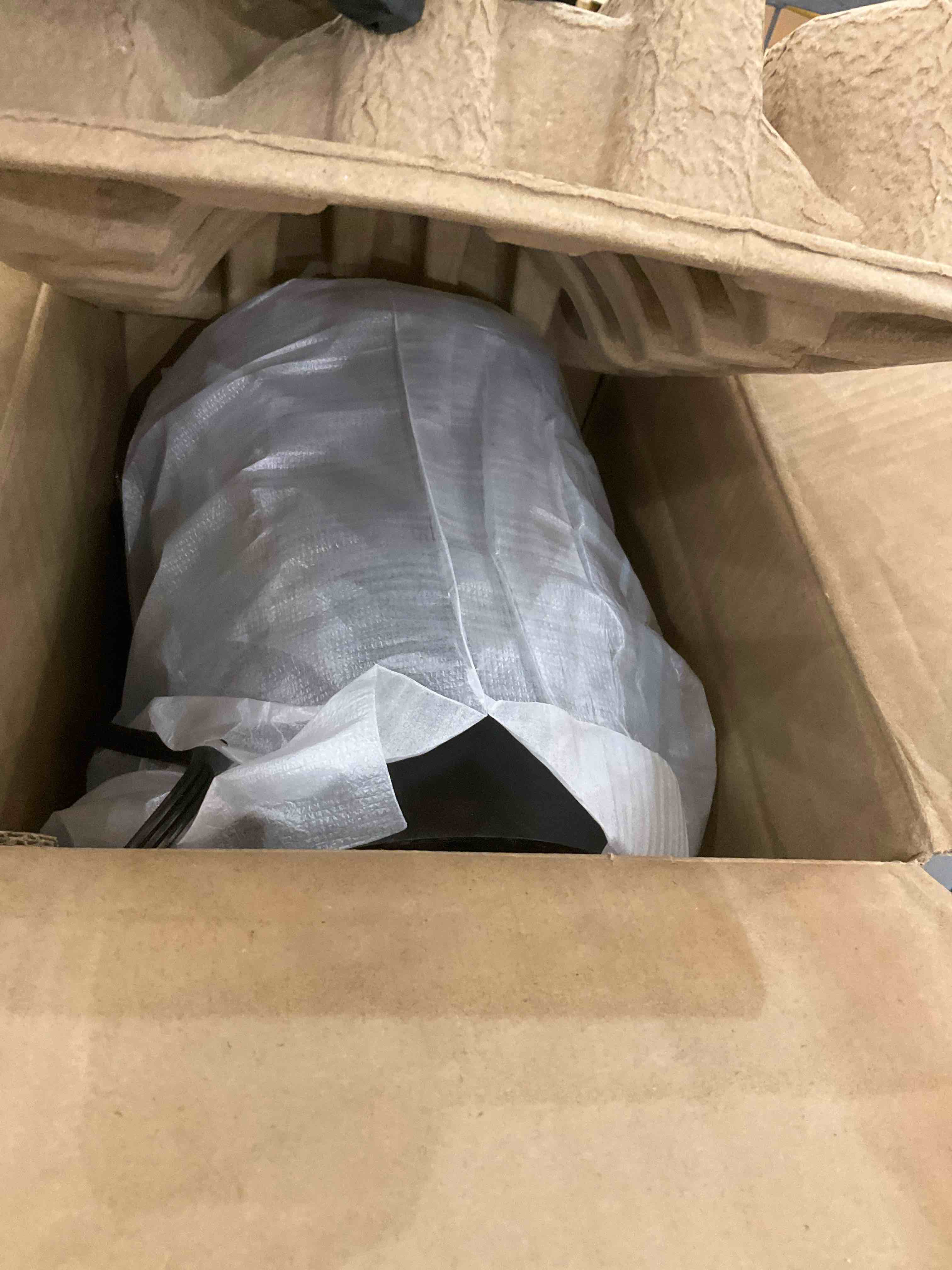https://s3.amazonaws.com/lotting-images-prod/BargainHunt/EXS01499133_1717521628351.jpeg