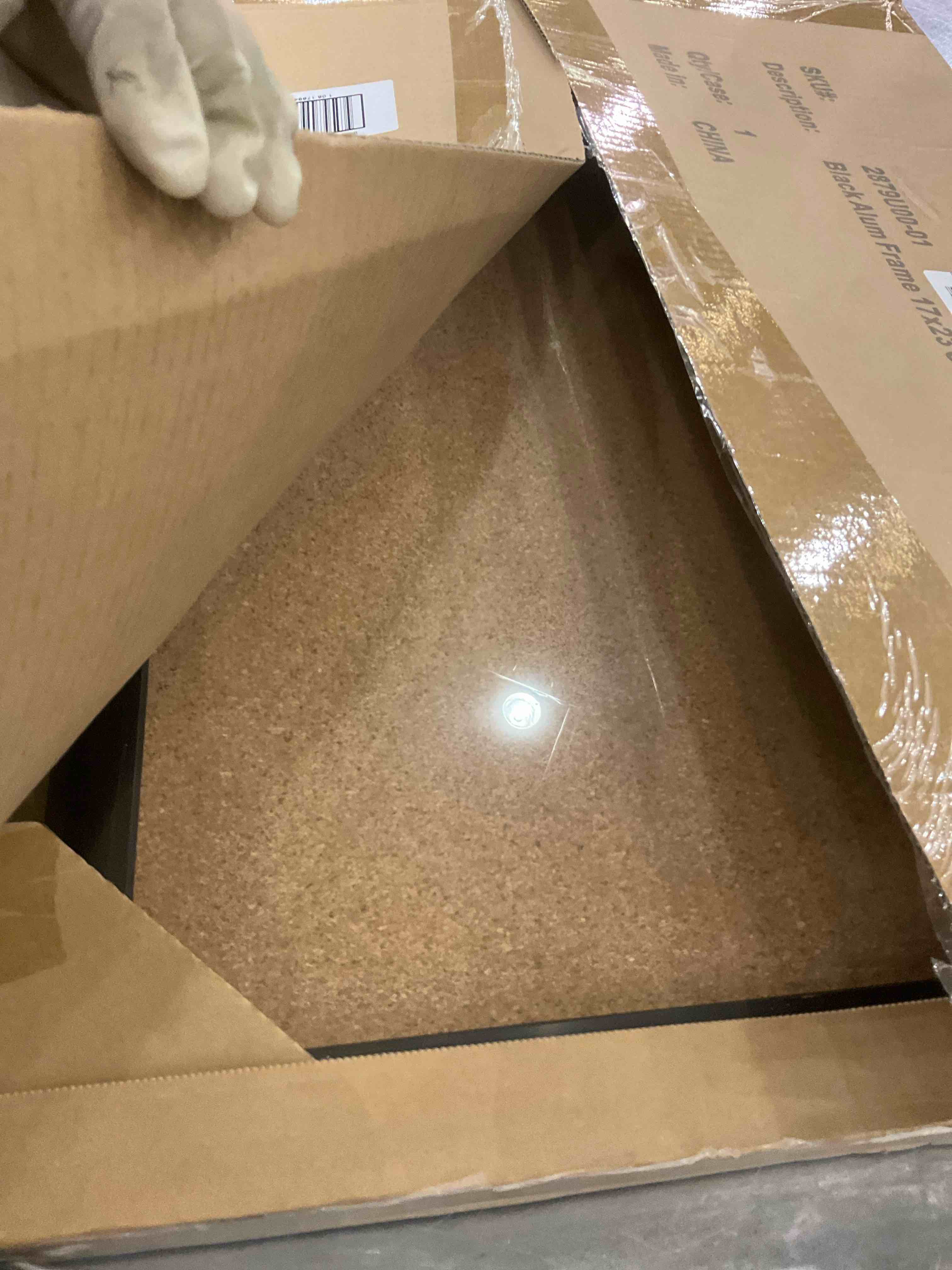 https://s3.amazonaws.com/lotting-images-prod/BargainHunt/EXS01499480_1717683403863.jpeg