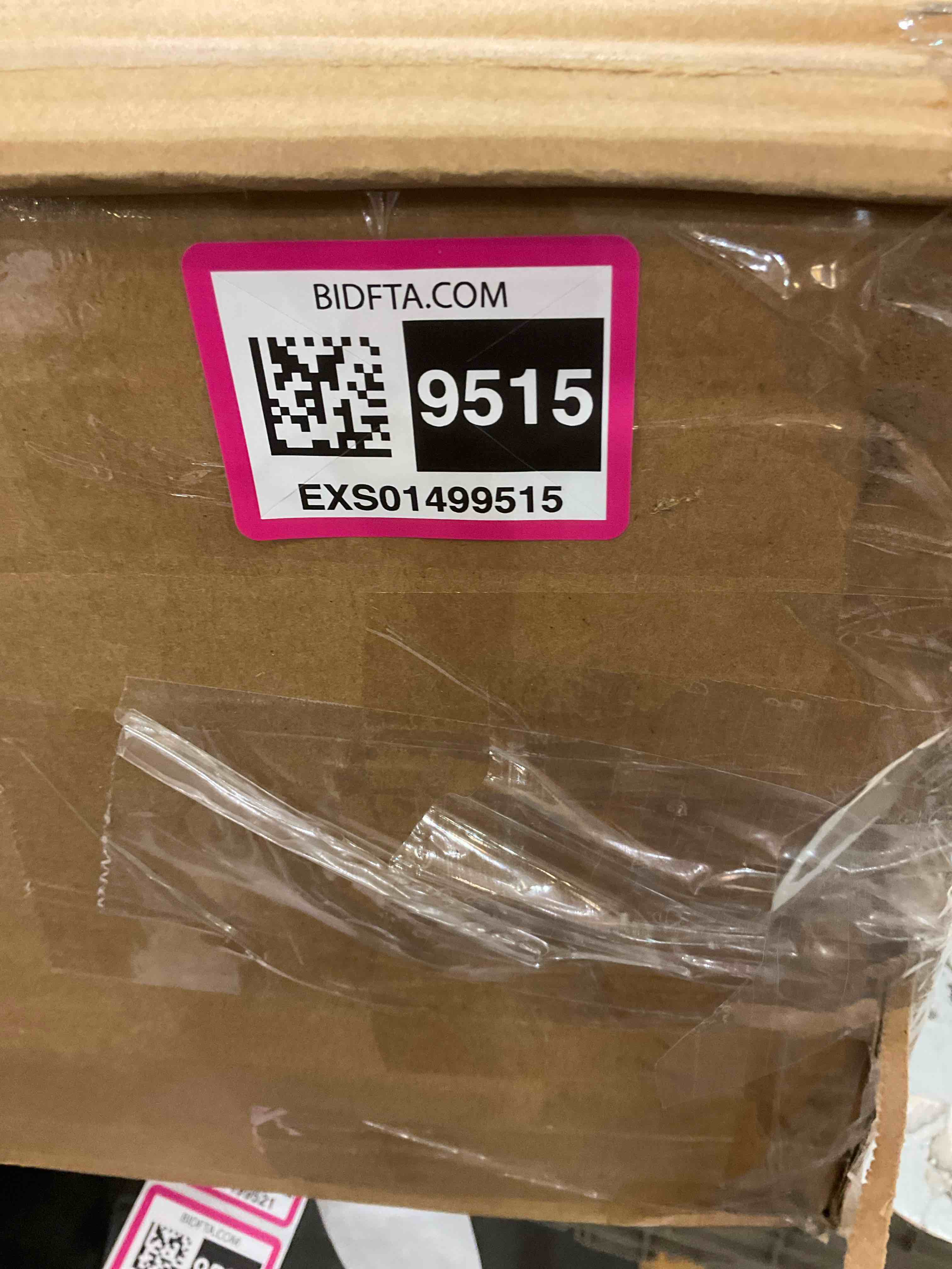 https://s3.amazonaws.com/lotting-images-prod/BargainHunt/EXS01499515_1717007446207.jpeg
