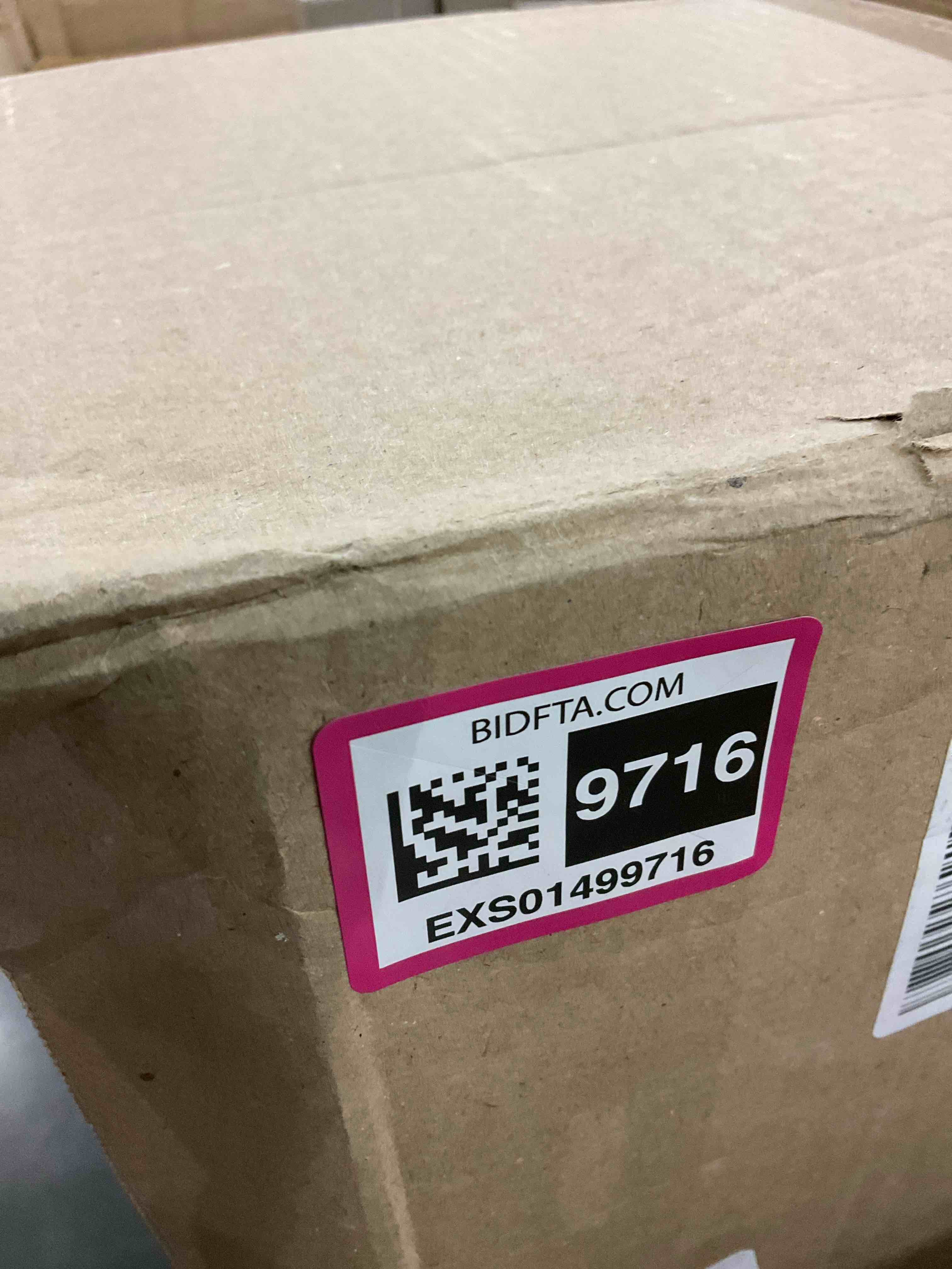 https://s3.amazonaws.com/lotting-images-prod/BargainHunt/EXS01499716_1717154540012.jpeg