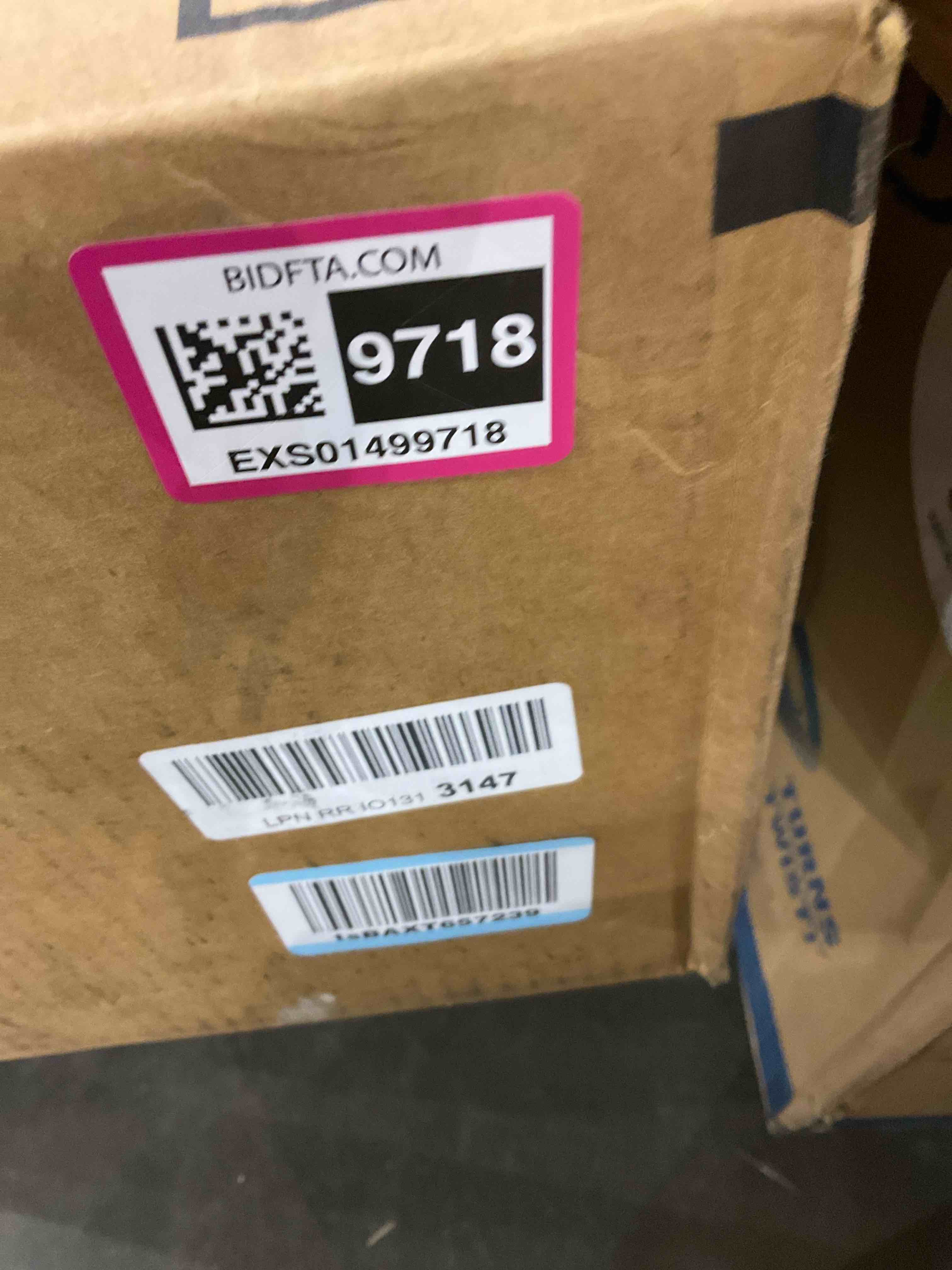 https://s3.amazonaws.com/lotting-images-prod/BargainHunt/EXS01499718_1717154793960.jpeg