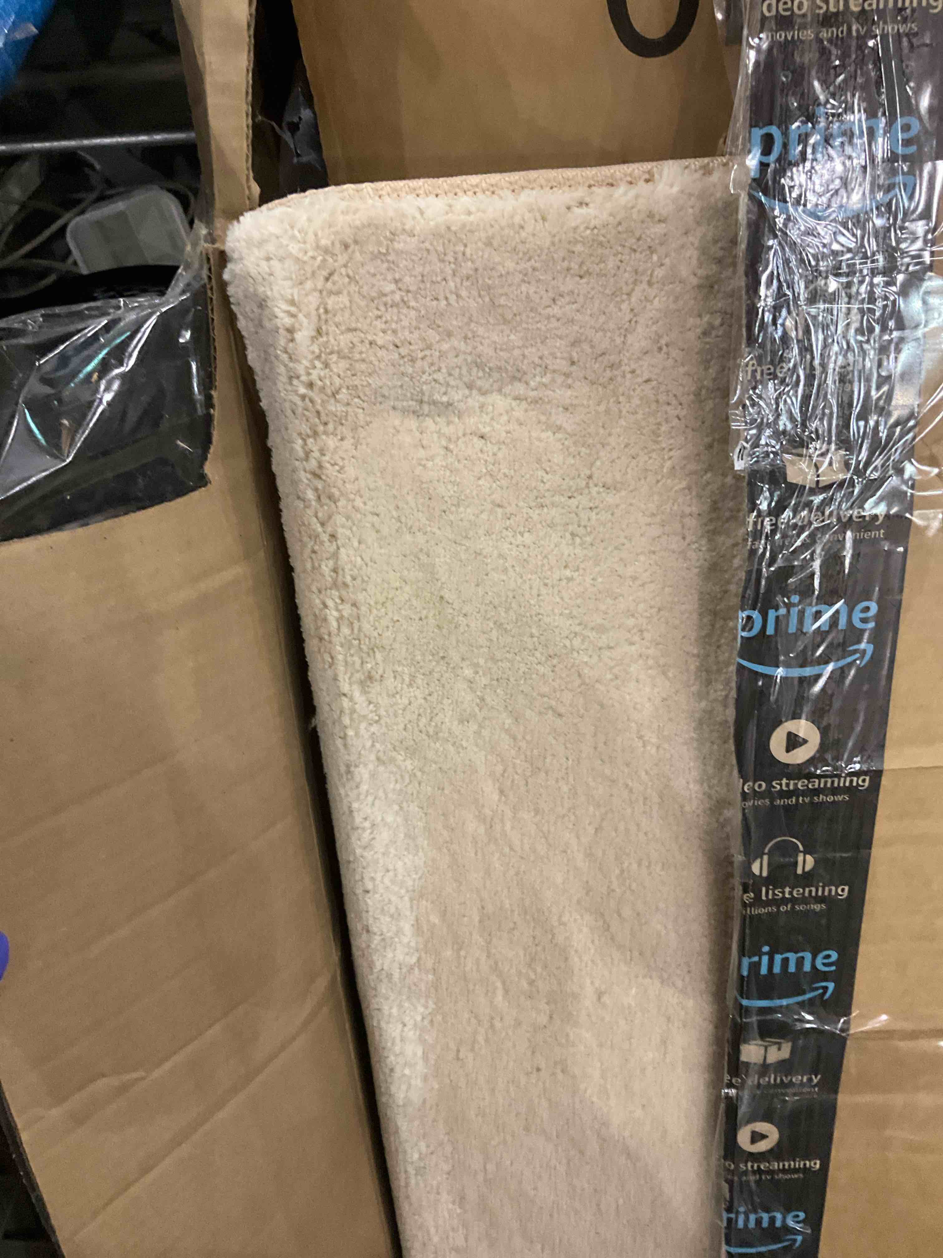 https://s3.amazonaws.com/lotting-images-prod/BargainHunt/EXS01499752_1717159462523.jpeg