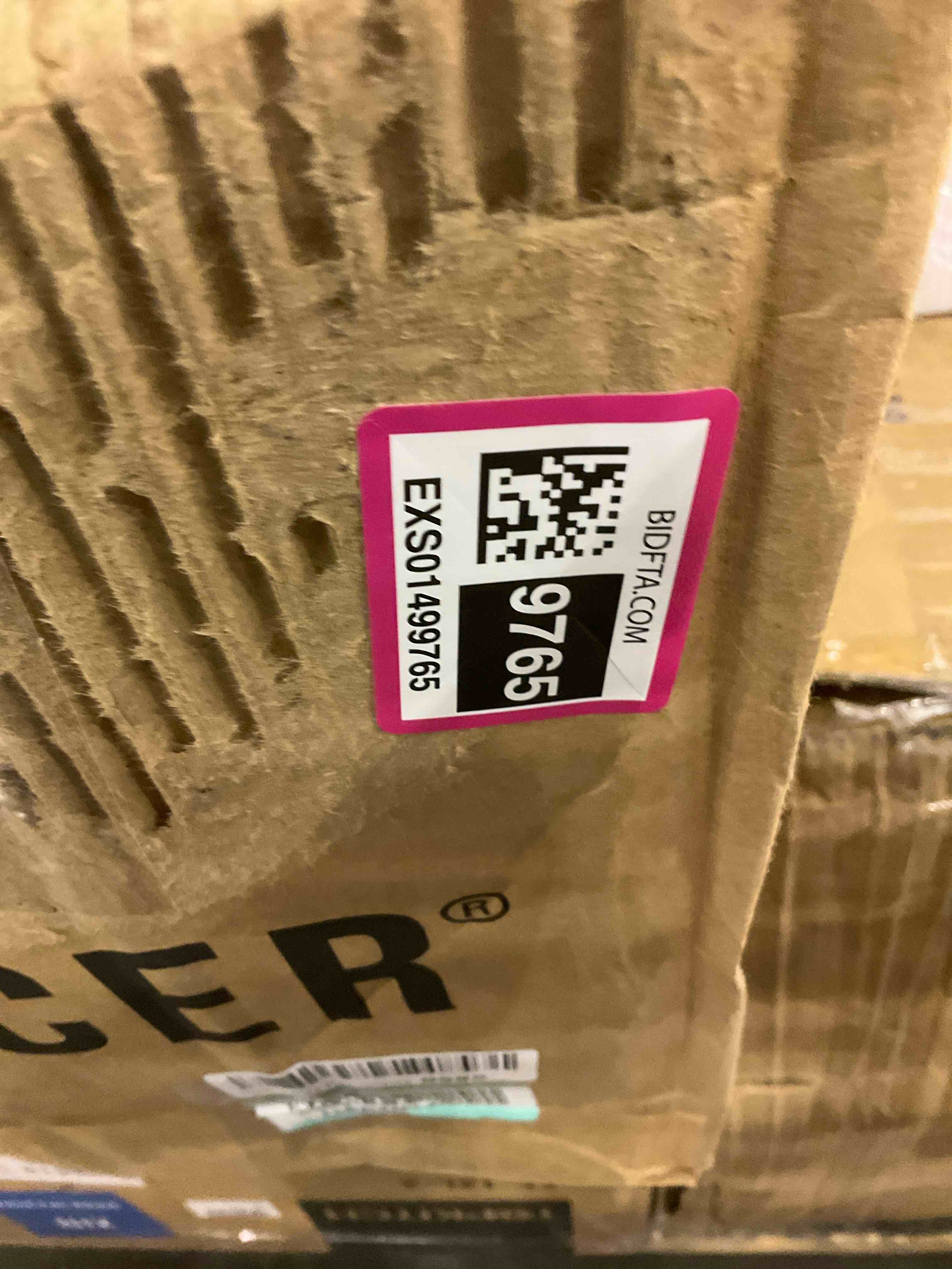 https://s3.amazonaws.com/lotting-images-prod/BargainHunt/EXS01499765_1717162570882.jpeg
