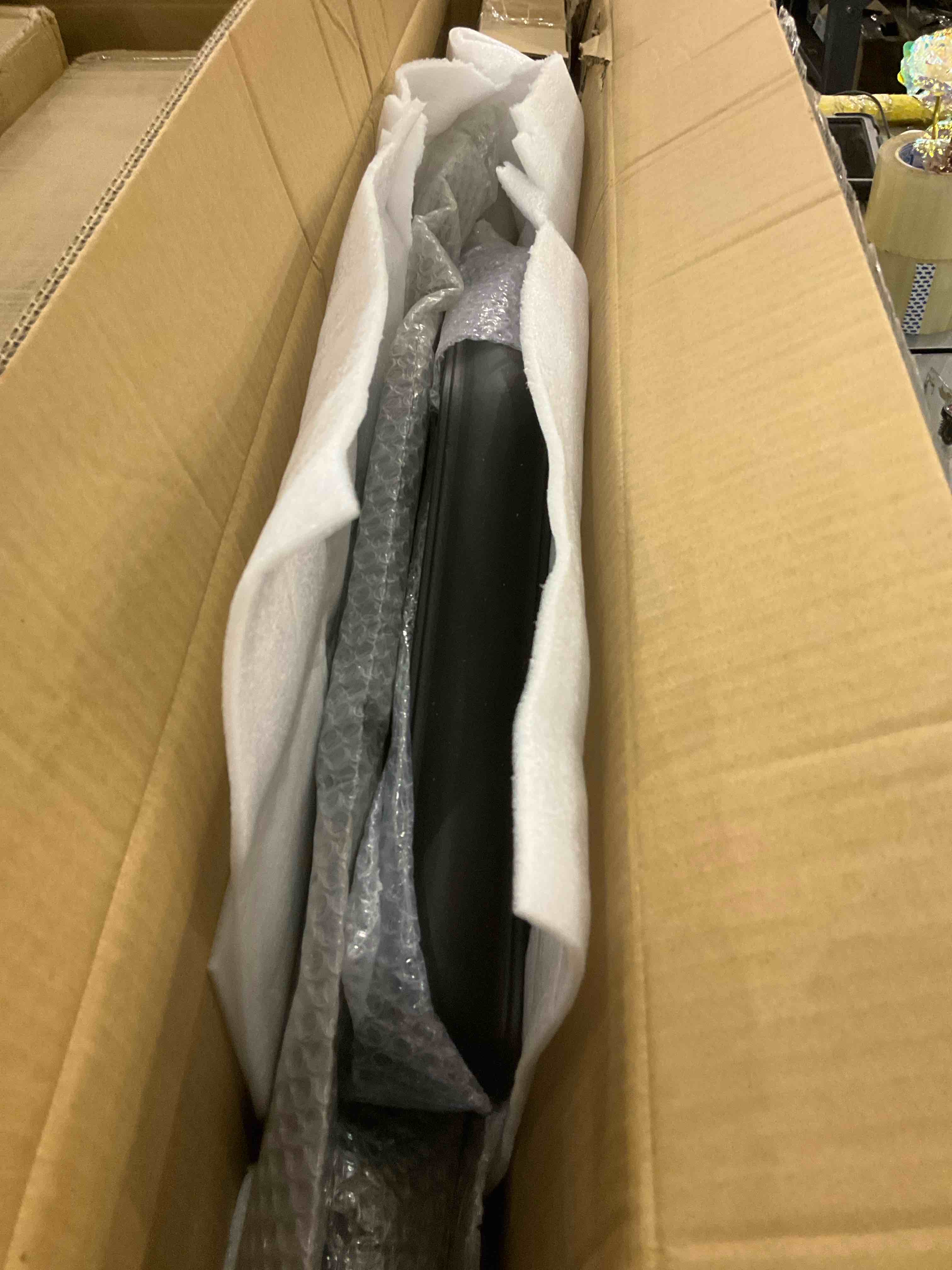 https://s3.amazonaws.com/lotting-images-prod/BargainHunt/EXS01499783_1717164753654.jpeg