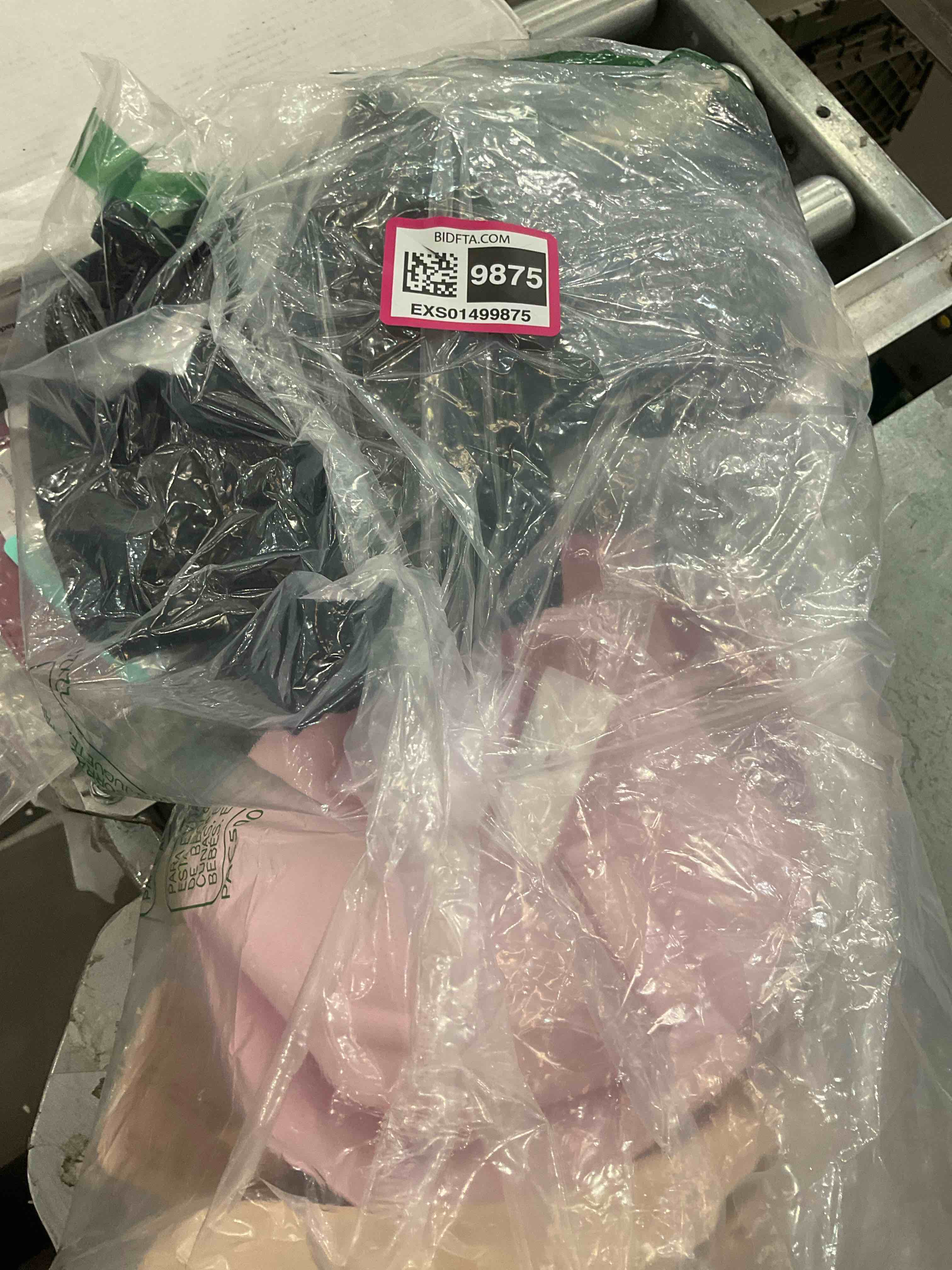 https://s3.amazonaws.com/lotting-images-prod/BargainHunt/EXS01499875_1717182667487.jpeg