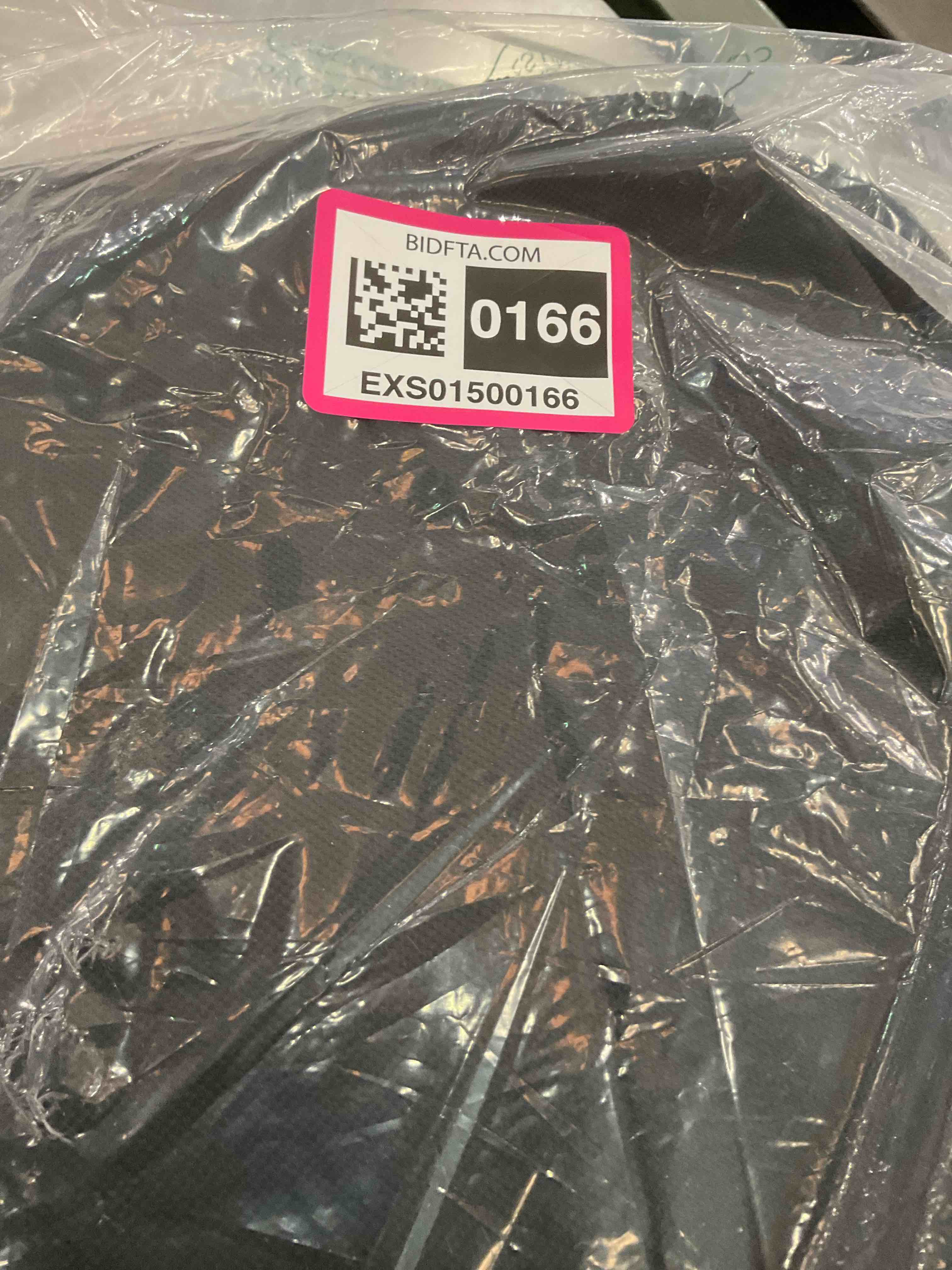 https://s3.amazonaws.com/lotting-images-prod/BargainHunt/EXS01500166_1718125819943.jpeg