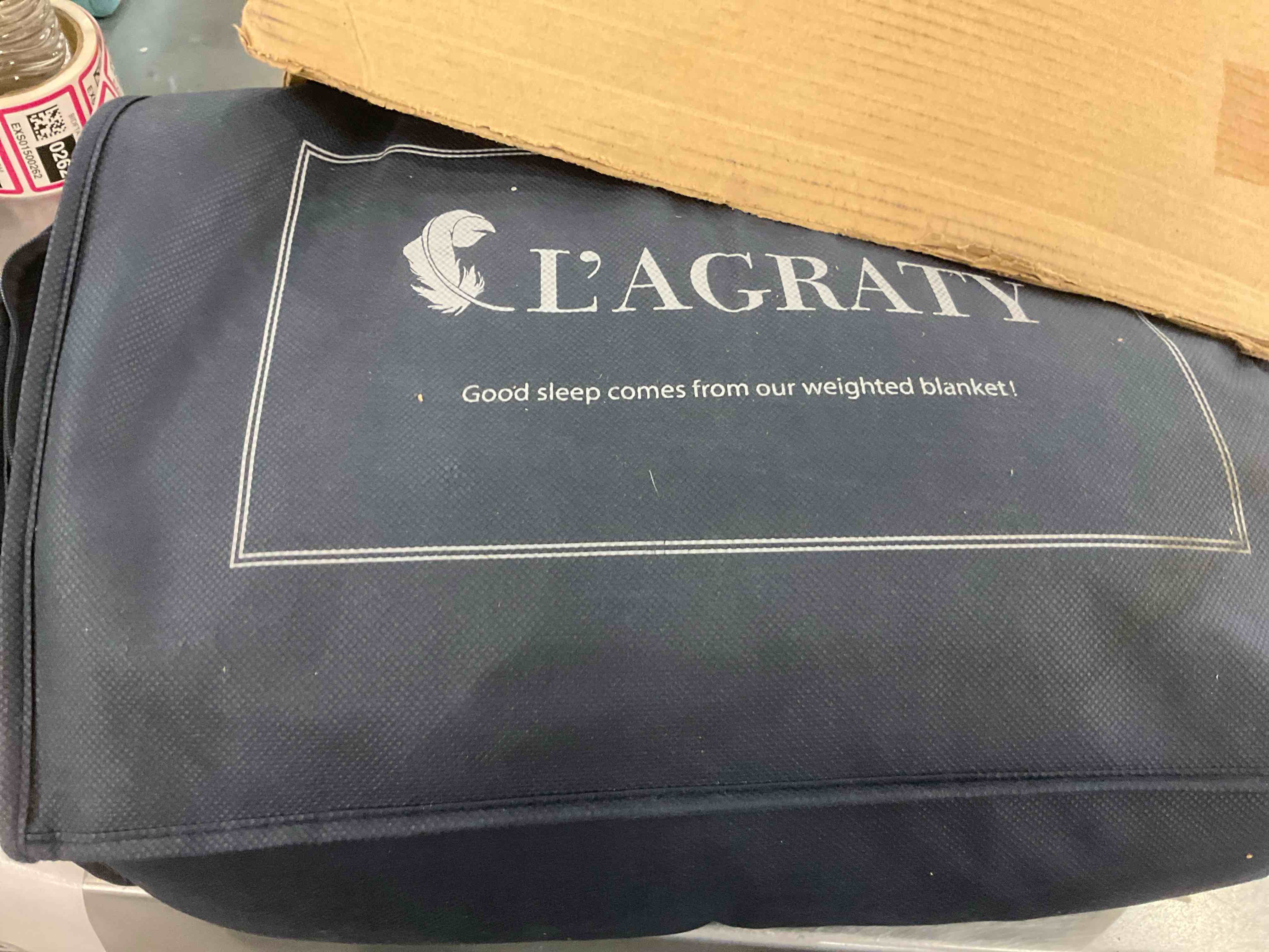 https://s3.amazonaws.com/lotting-images-prod/BargainHunt/EXS01500251_1718196486214.jpeg
