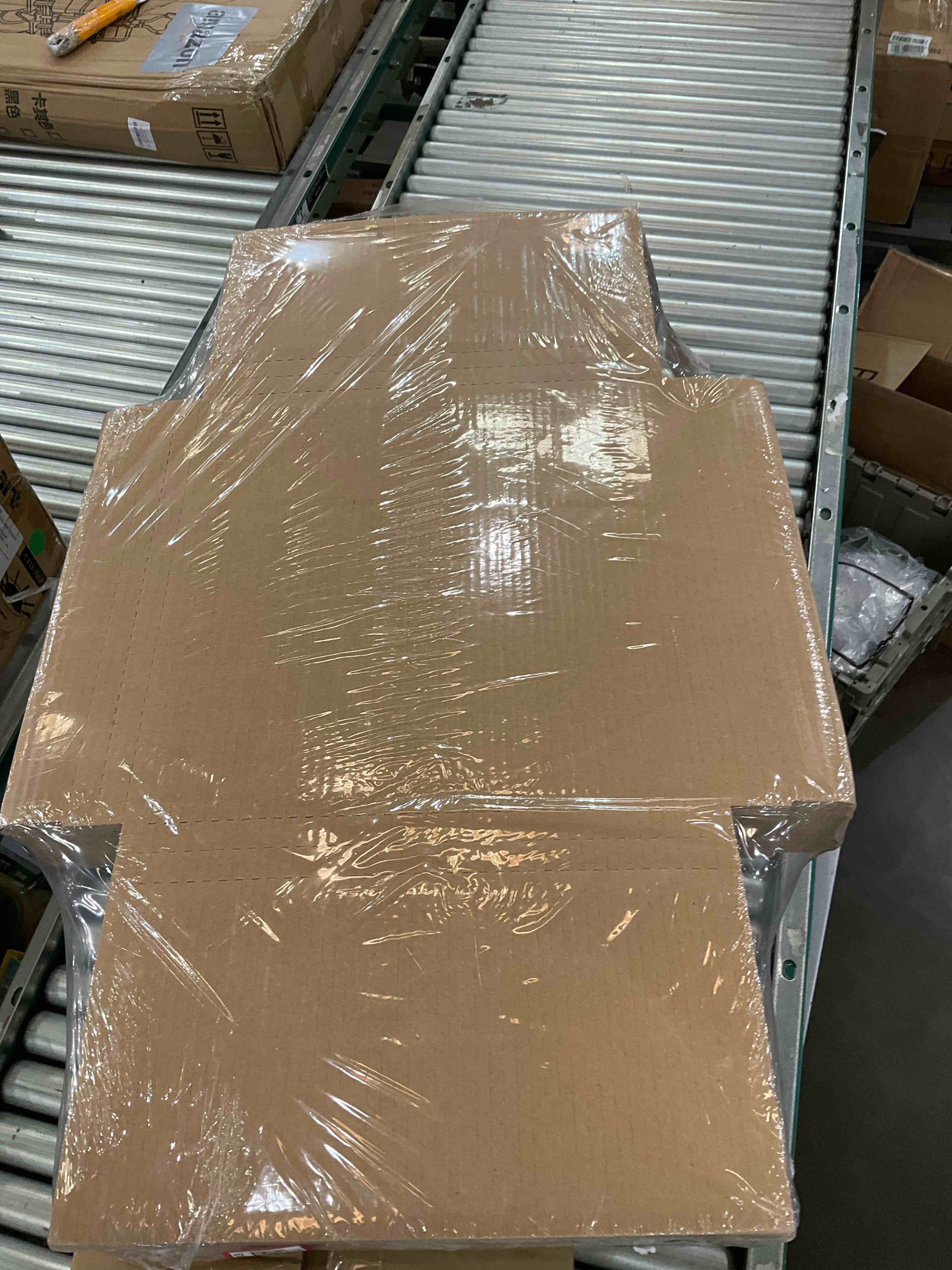 https://s3.amazonaws.com/lotting-images-prod/BargainHunt/EXS01500765_1716311435430.jpeg
