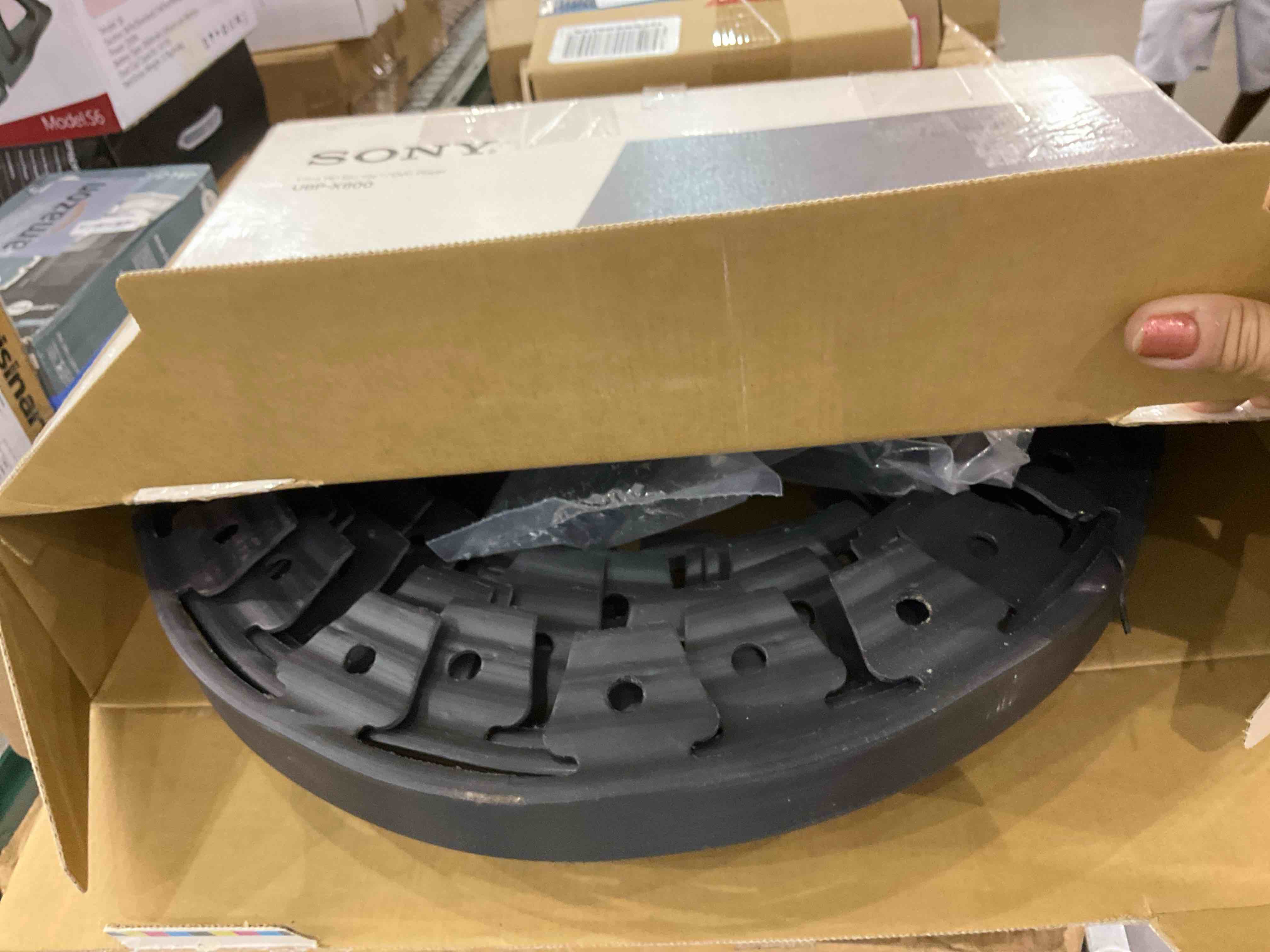 https://s3.amazonaws.com/lotting-images-prod/BargainHunt/EXS01500774_1716463106081.jpeg