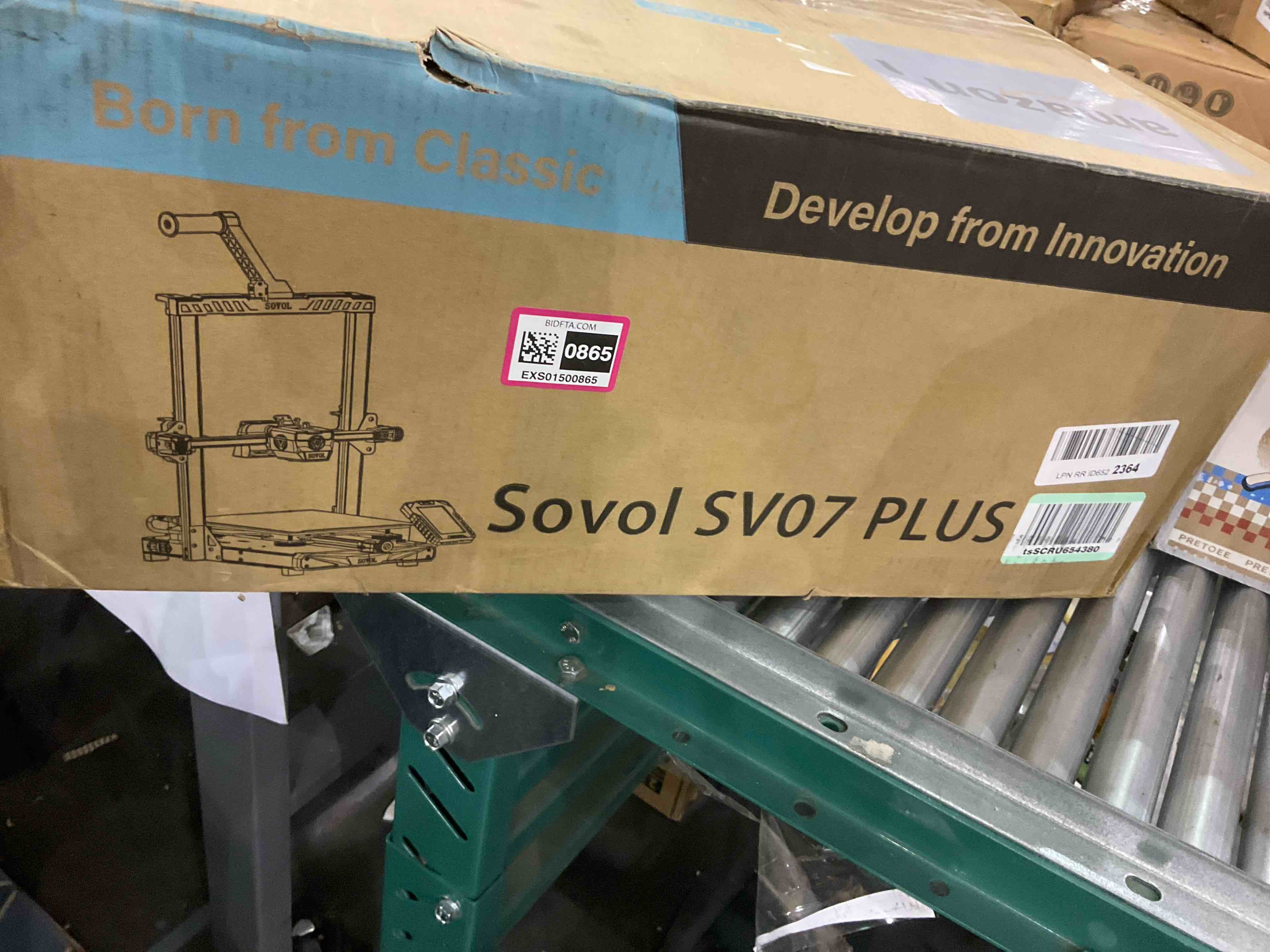 https://s3.amazonaws.com/lotting-images-prod/BargainHunt/EXS01500865_1716491630619.jpeg
