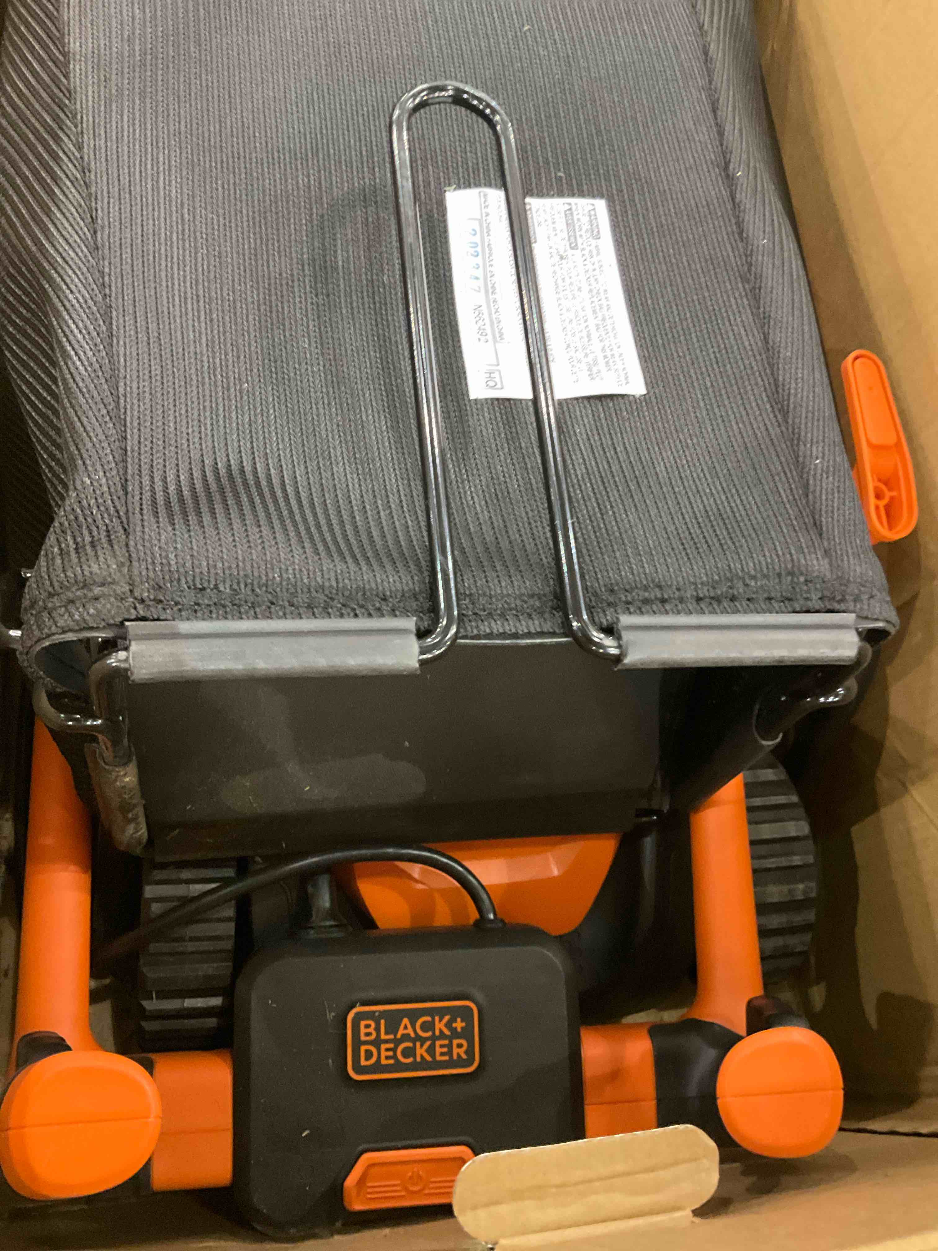 https://s3.amazonaws.com/lotting-images-prod/BargainHunt/EXS01500888_1716897906891.jpeg