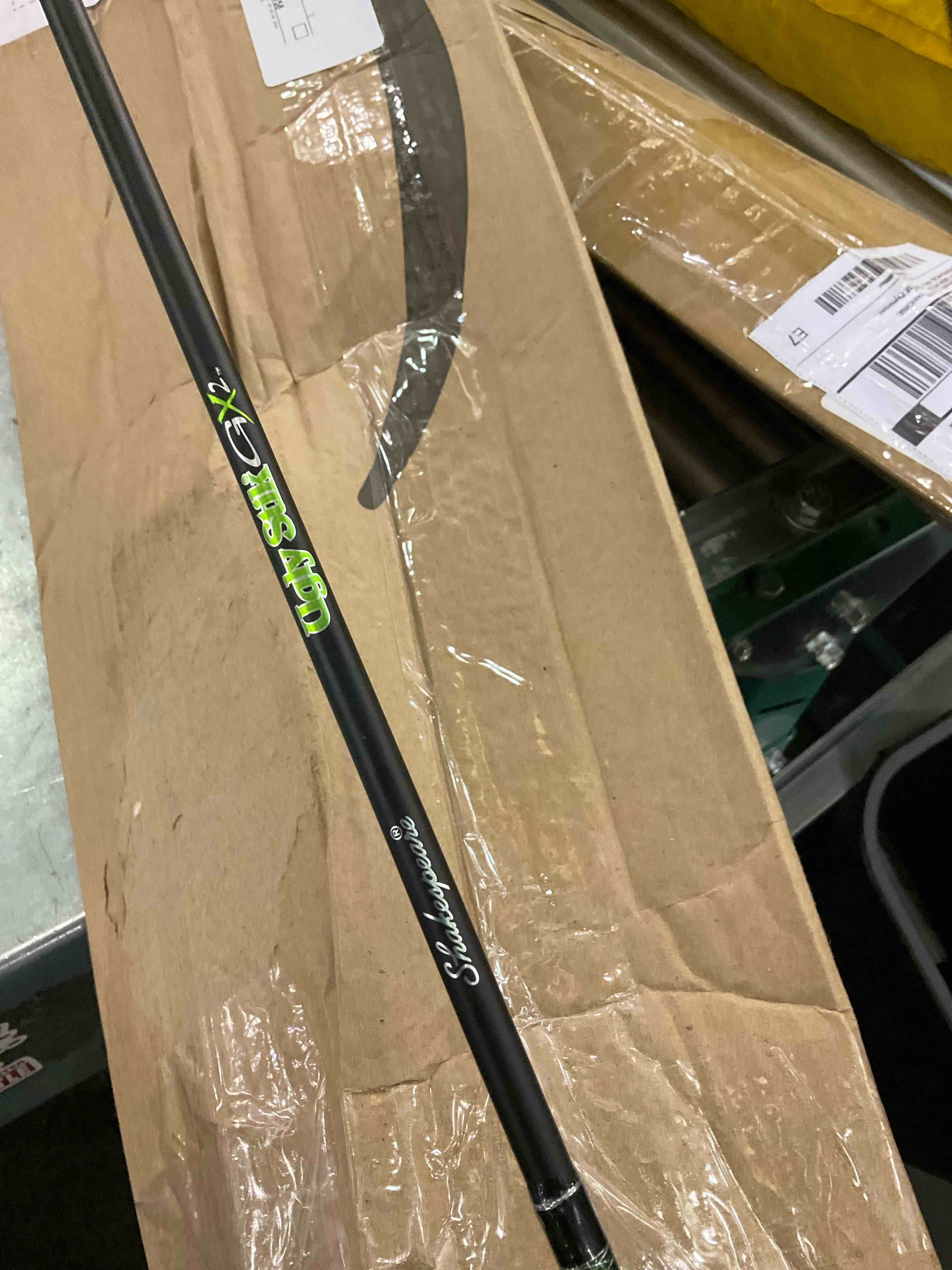 https://s3.amazonaws.com/lotting-images-prod/BargainHunt/EXS01500922_1717439996461.jpeg