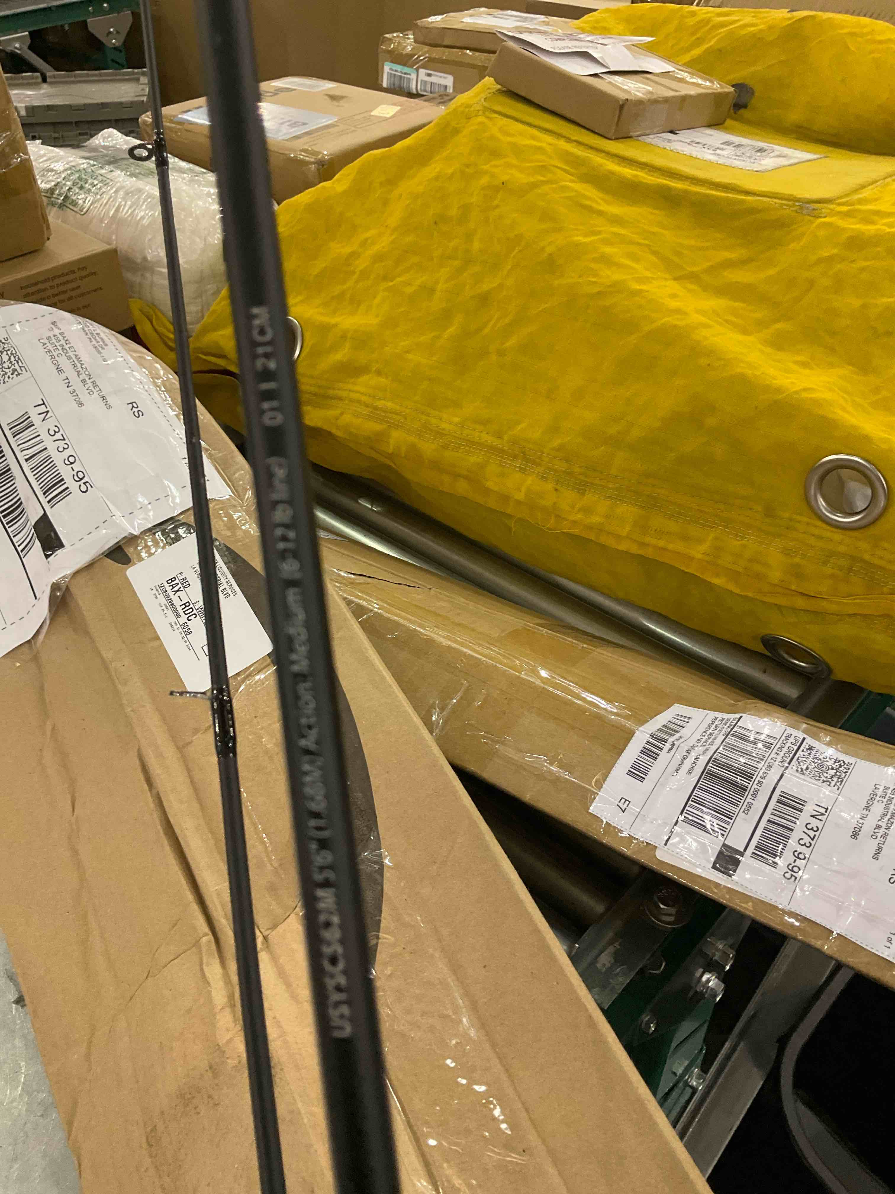 https://s3.amazonaws.com/lotting-images-prod/BargainHunt/EXS01500922_1717440009852.jpeg